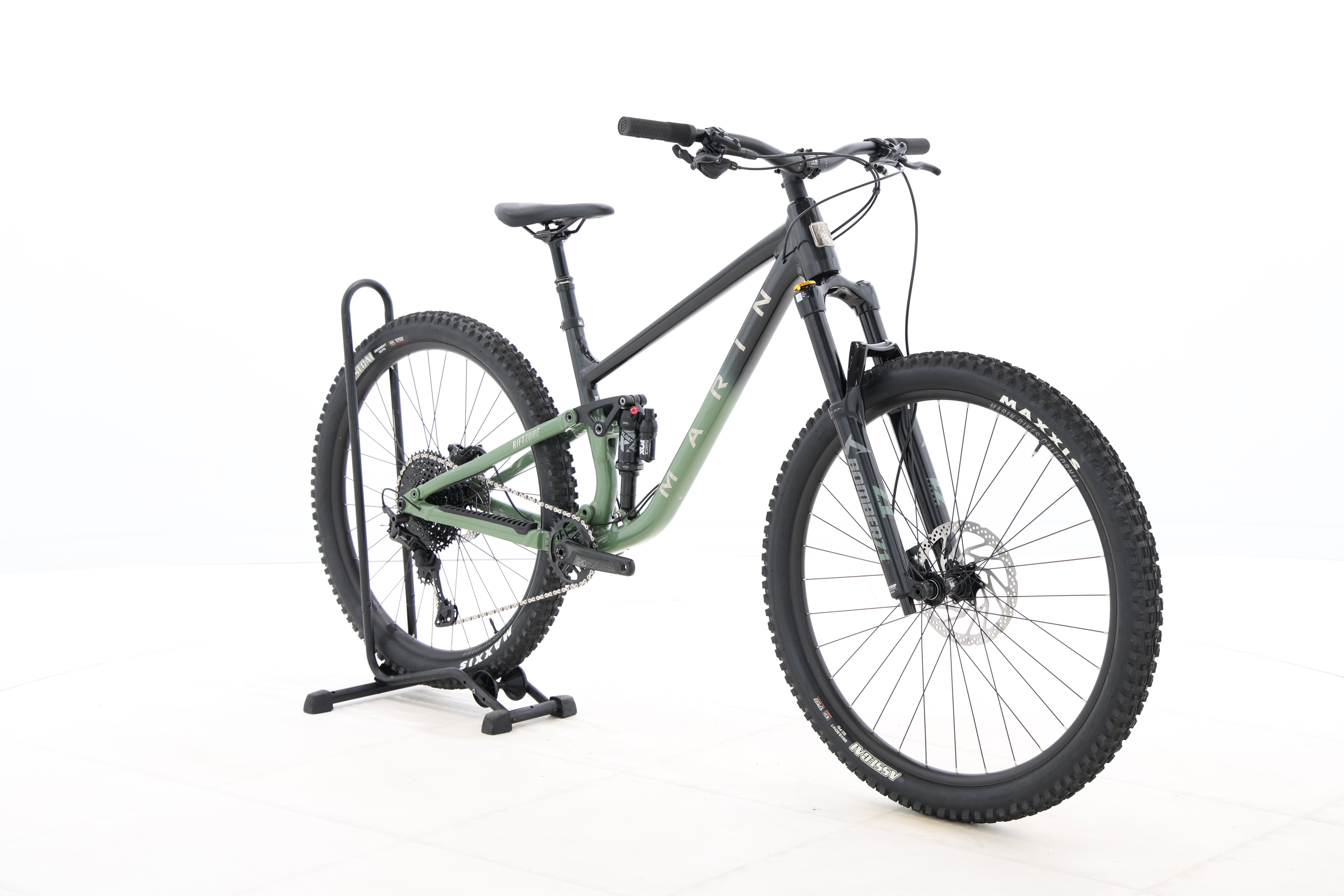 0ab34dcf-08f0-438d-95cc-183979cc1b30