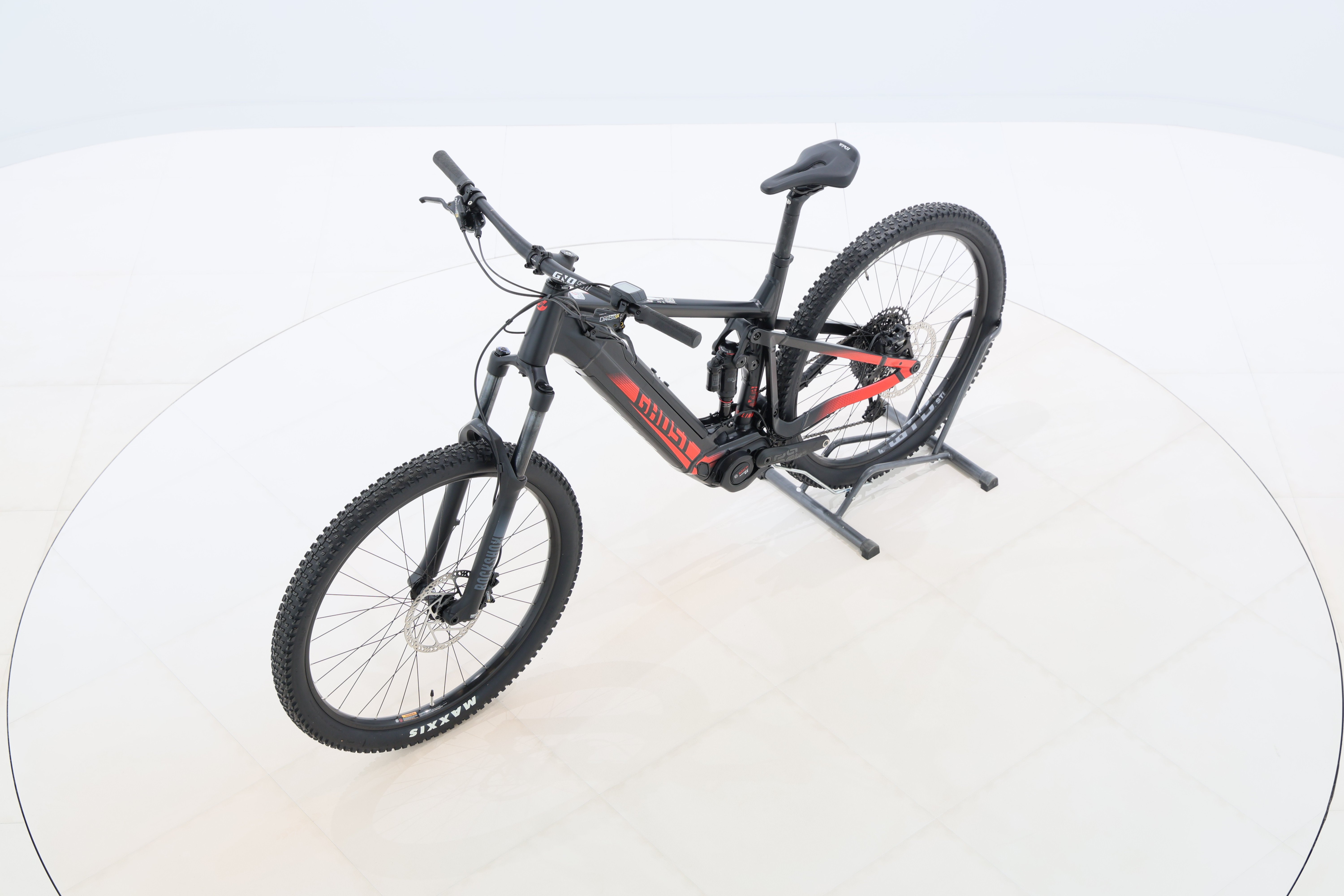 e3dad7b2-b1e7-43f0-a4c8-b213251dd5c5