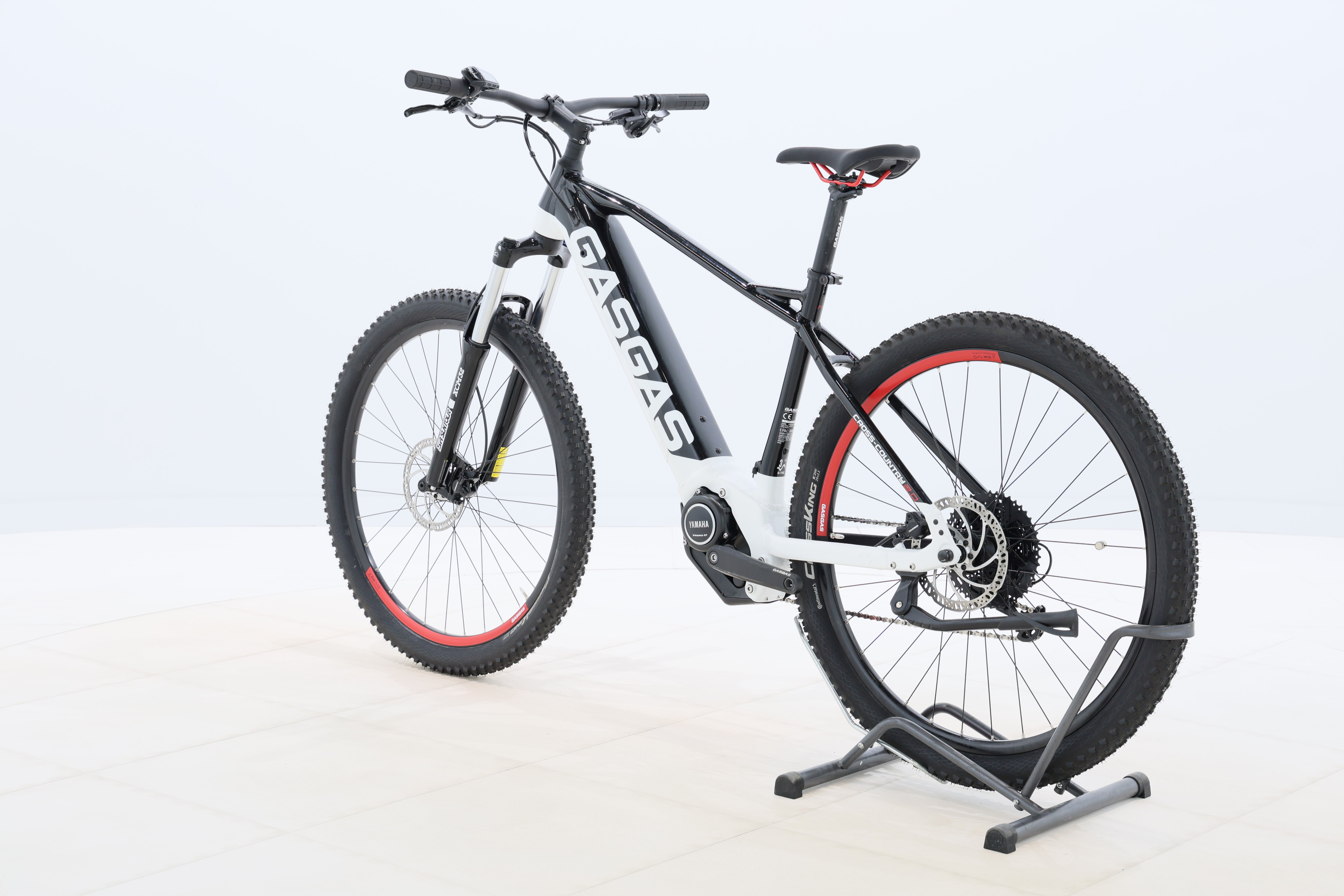 57866557-d9b6-4e2a-82c3-04ded9095e9e