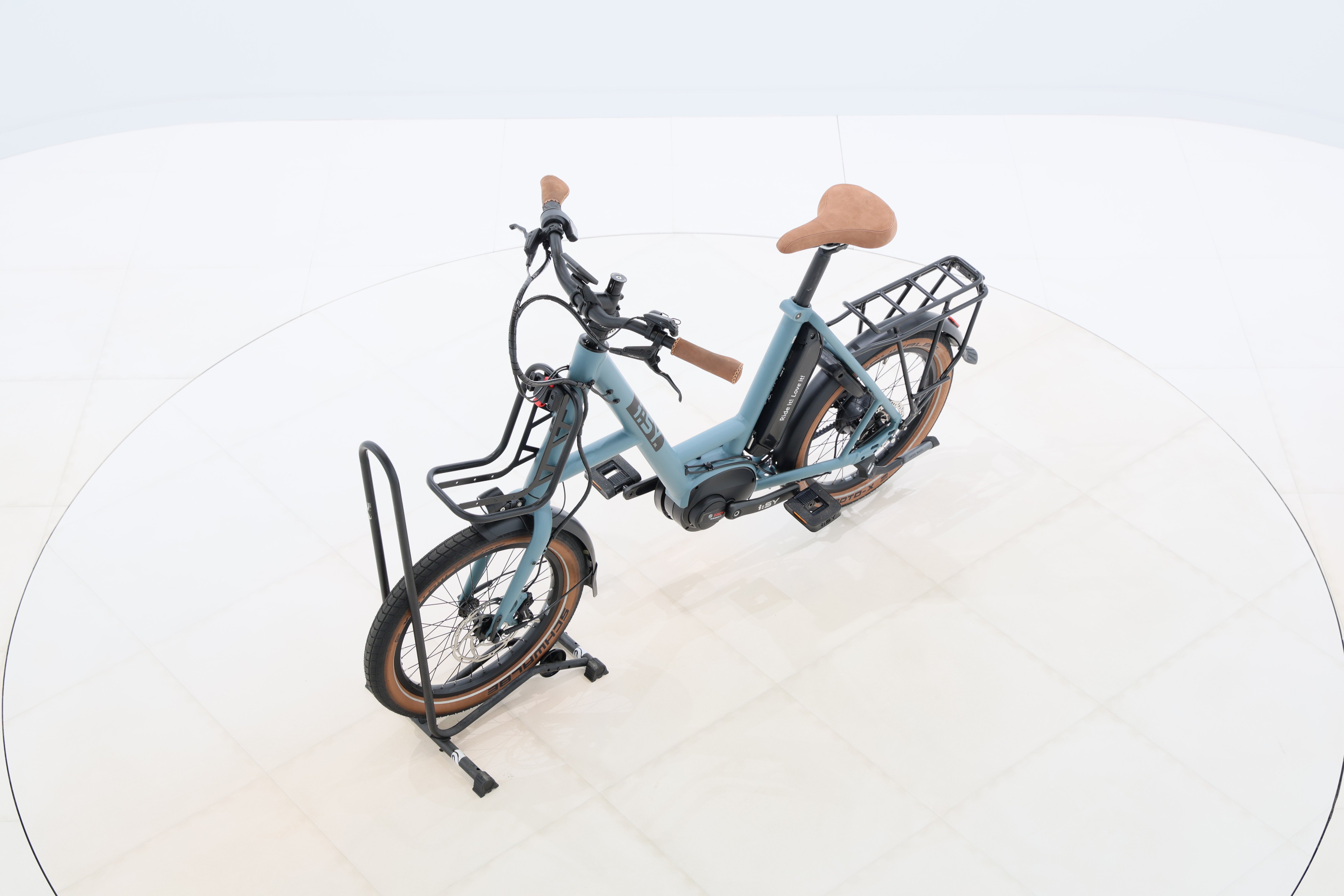 83813891-2a17-4f81-bbaf-ccc99e8baf89