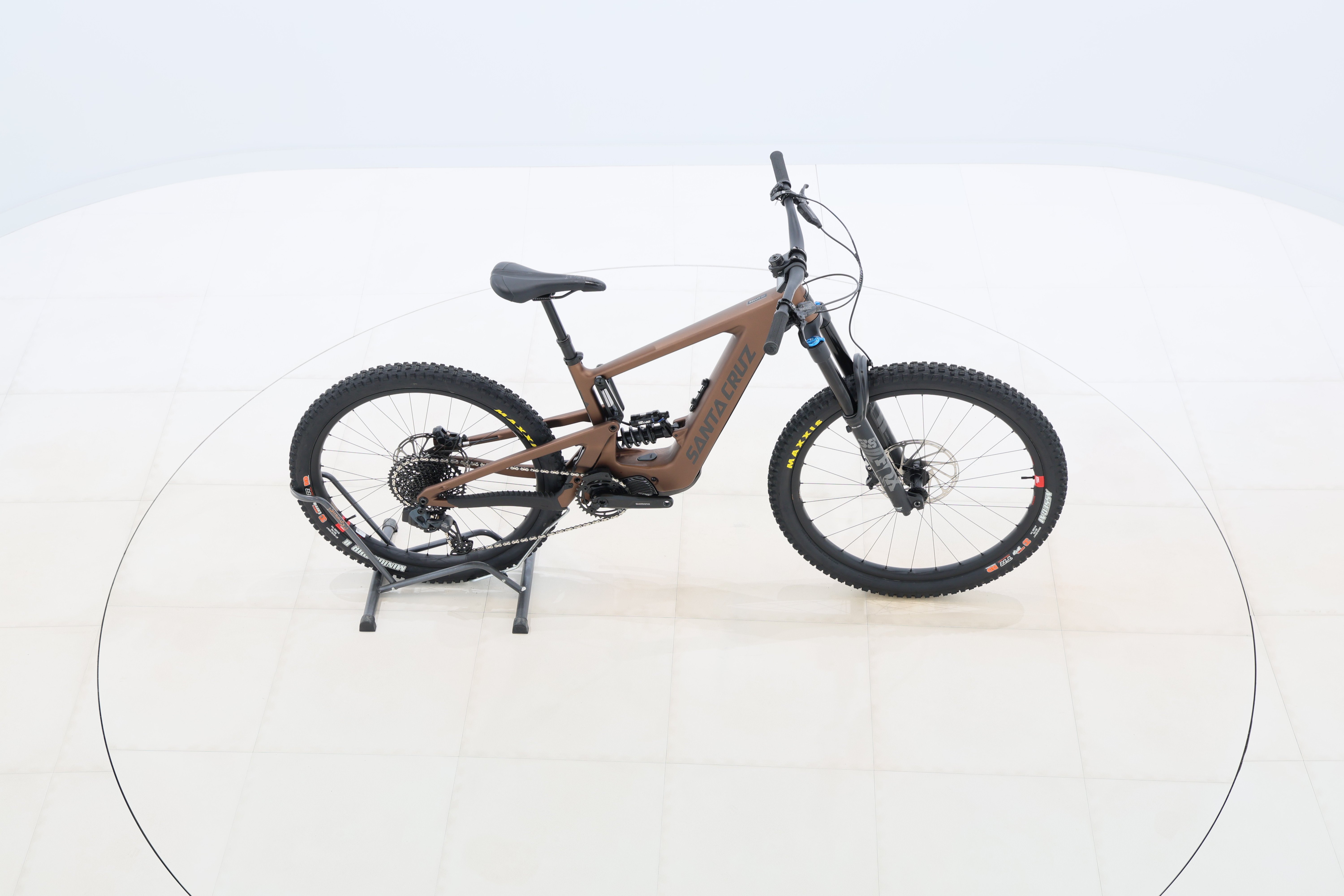 b0a35a2e-c71a-43a7-ae5a-c015de86d597