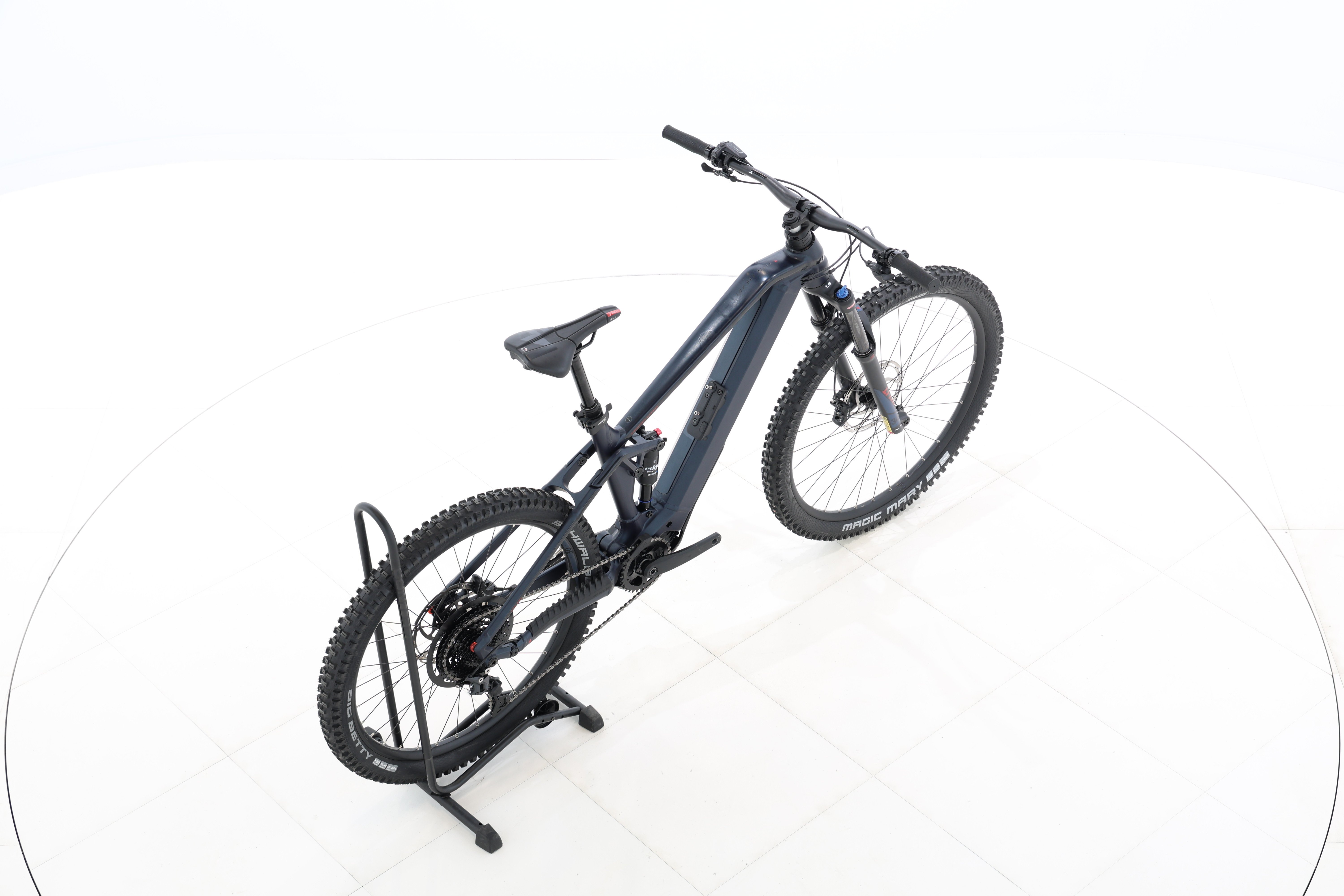 47e110fb-0043-4a35-9e76-d2920630779c