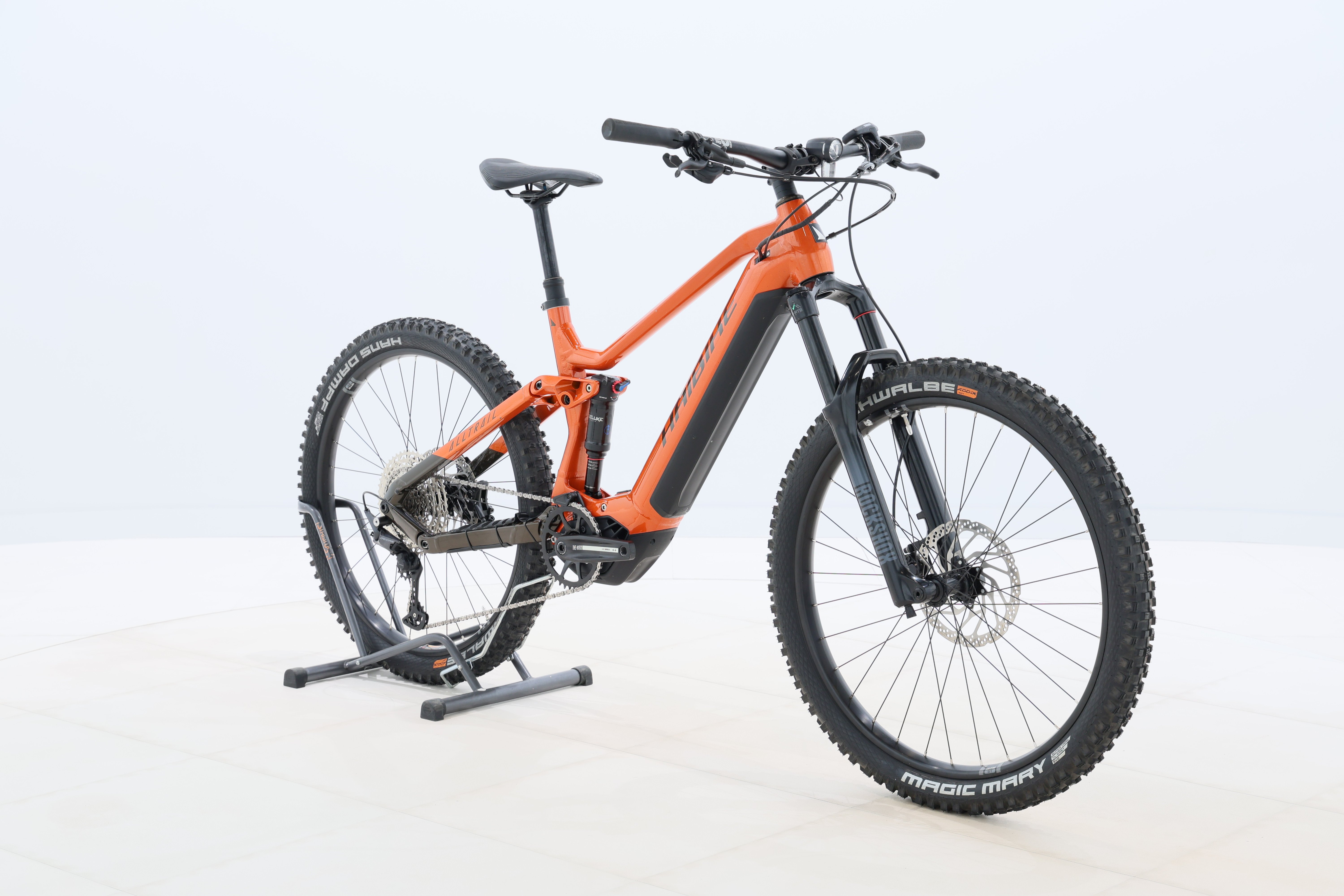 57bfeb90-d8f9-40bf-a10b-829cbae617a7