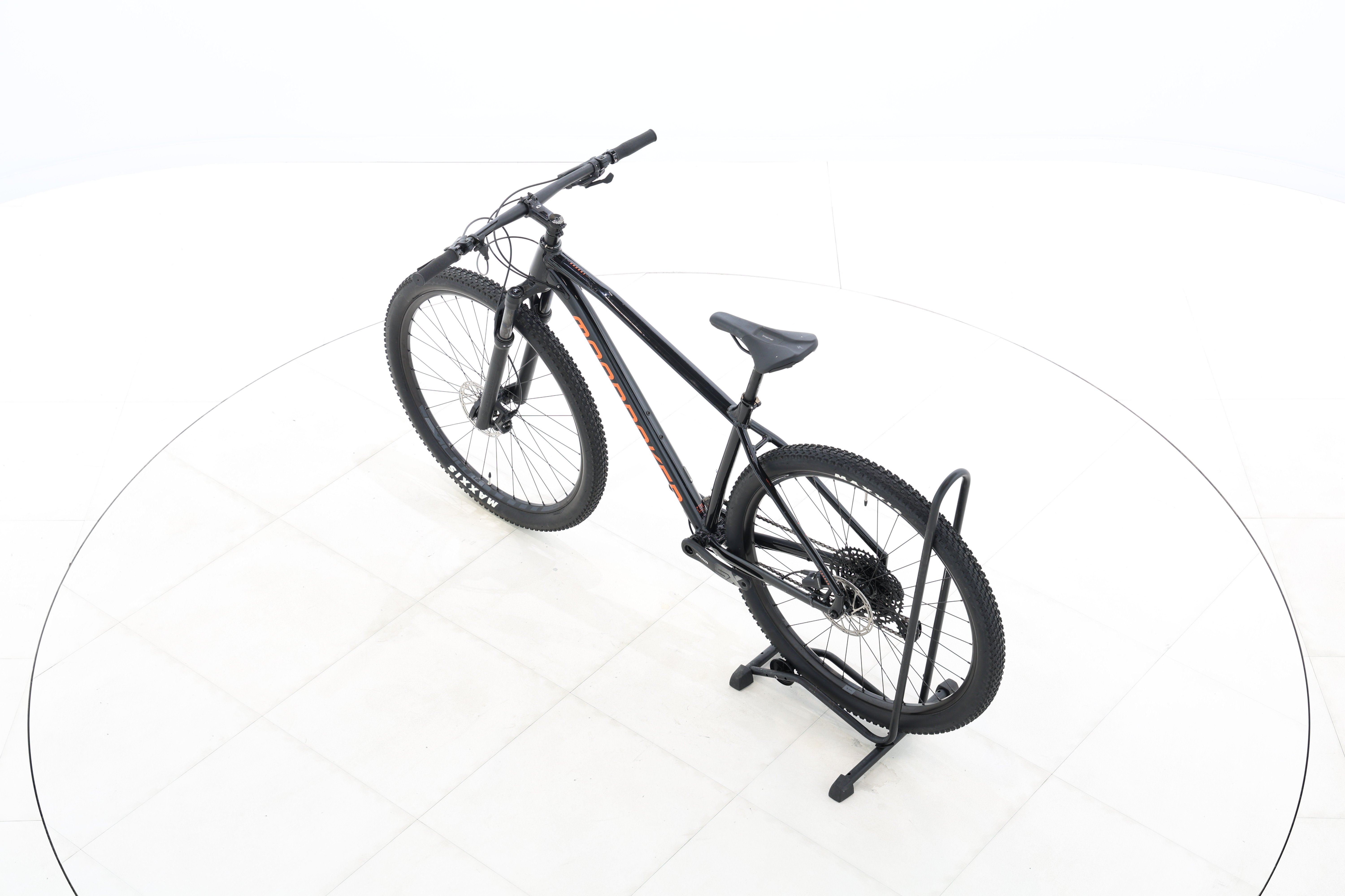 aaaae2a3-95a5-47c5-9765-fba6e0a0b9af