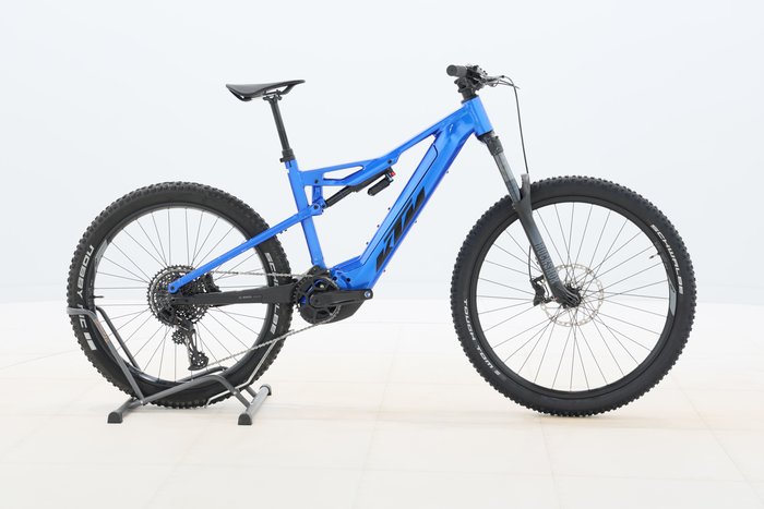KTM MACINA KAPOHO 7973 2023