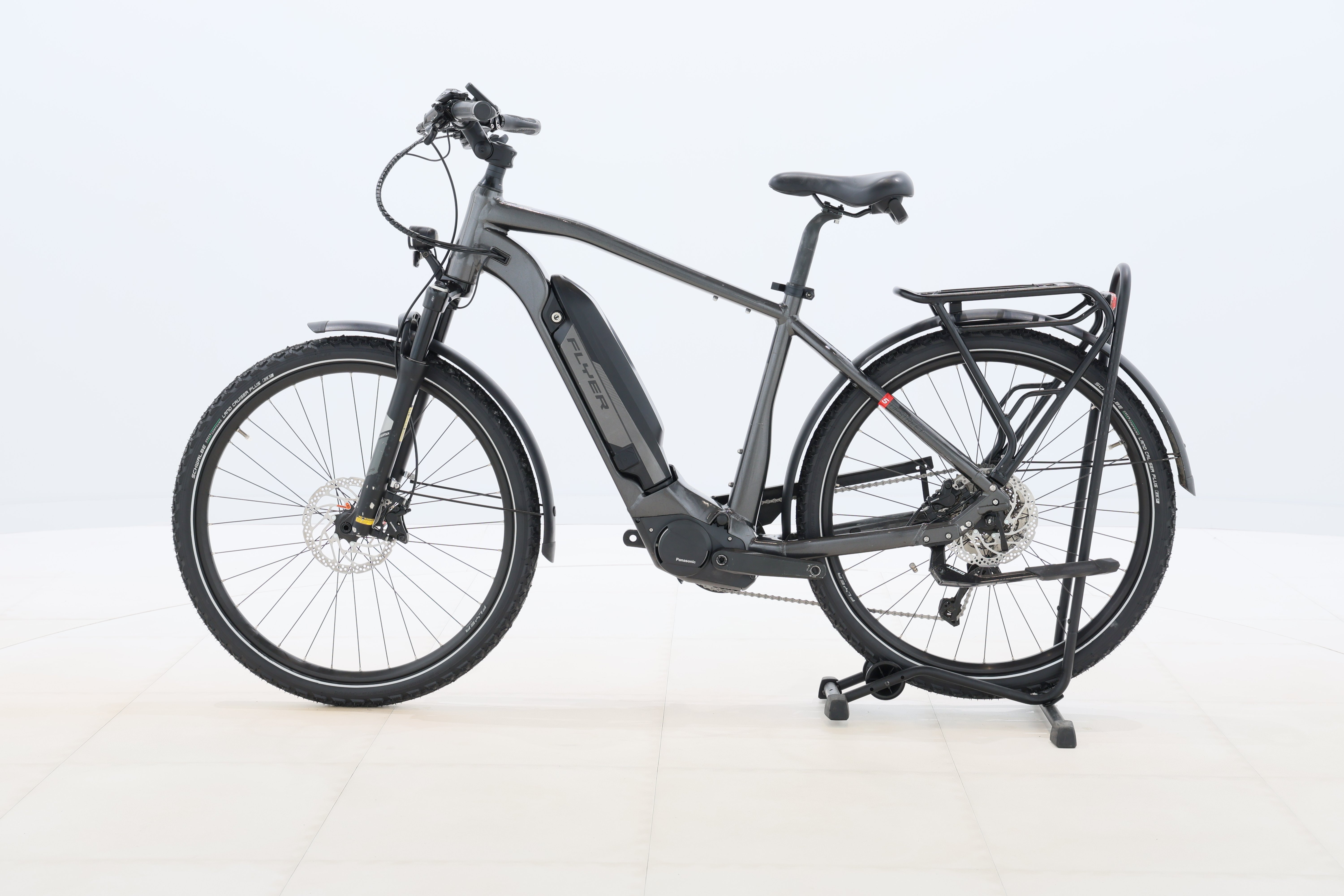 82533125-af7a-45ee-bd50-3140c06e068c