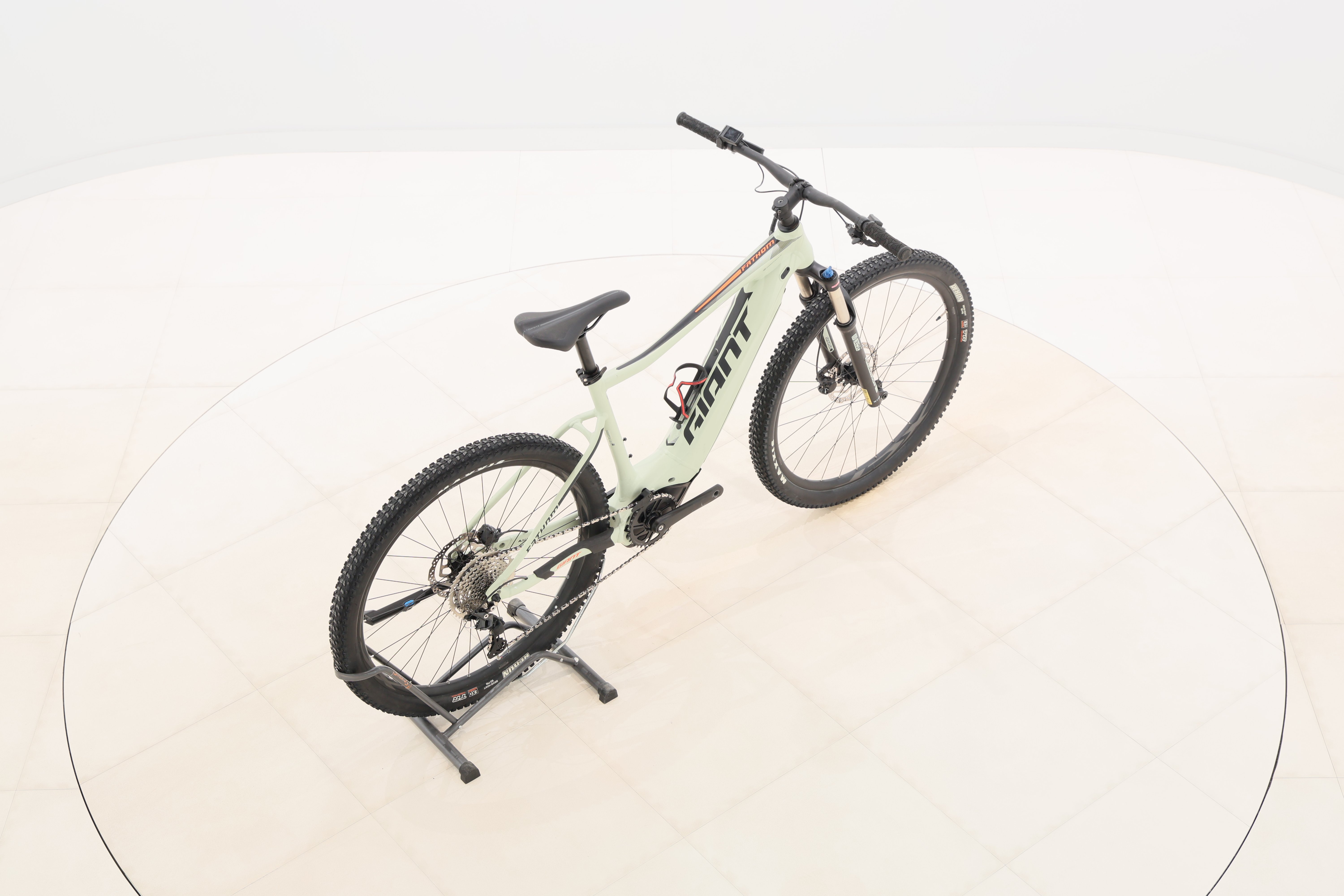 514e82c2-a5ff-4475-9154-39016ed92361