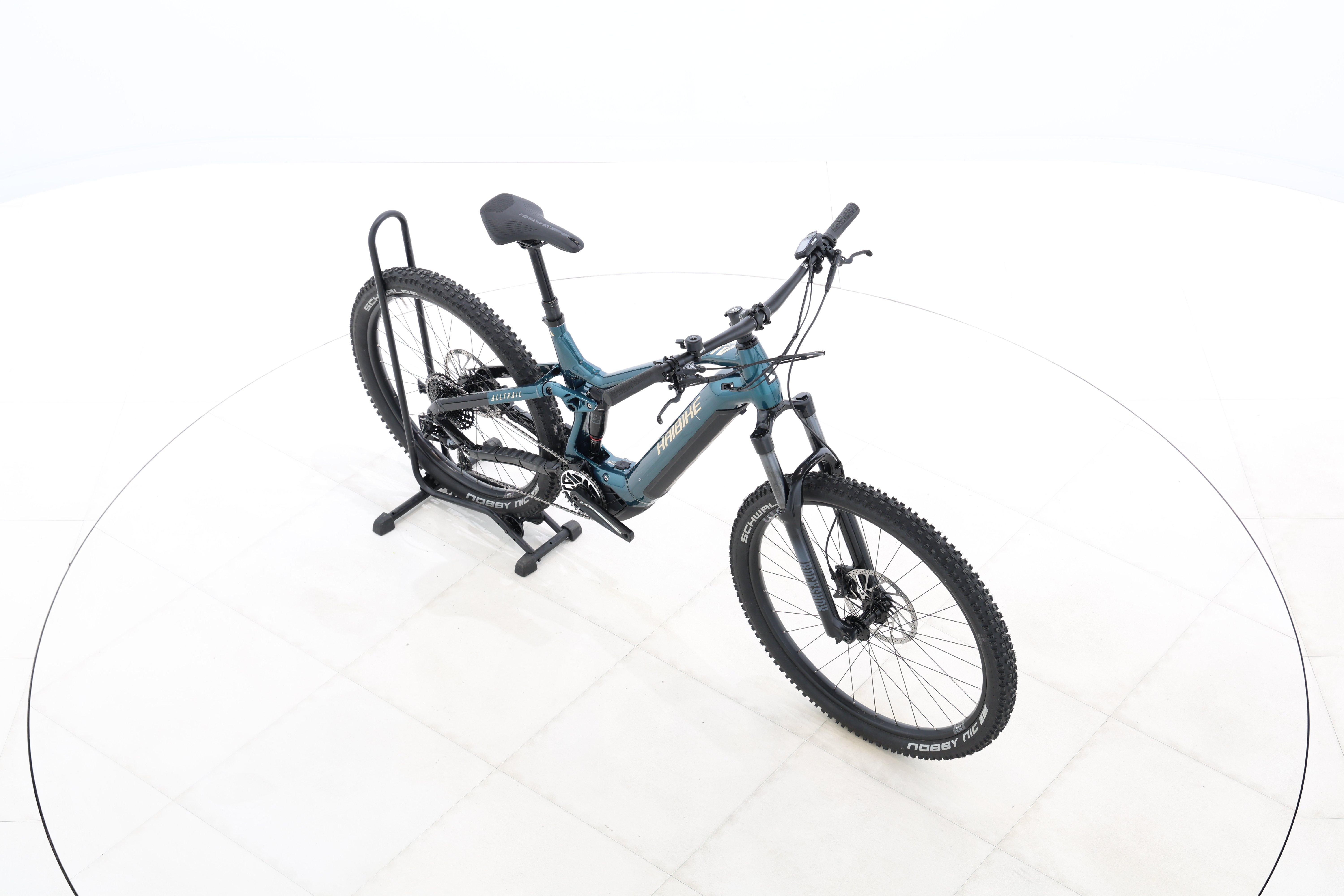 1d0146bf-4068-4cef-8808-a6eb447e5099