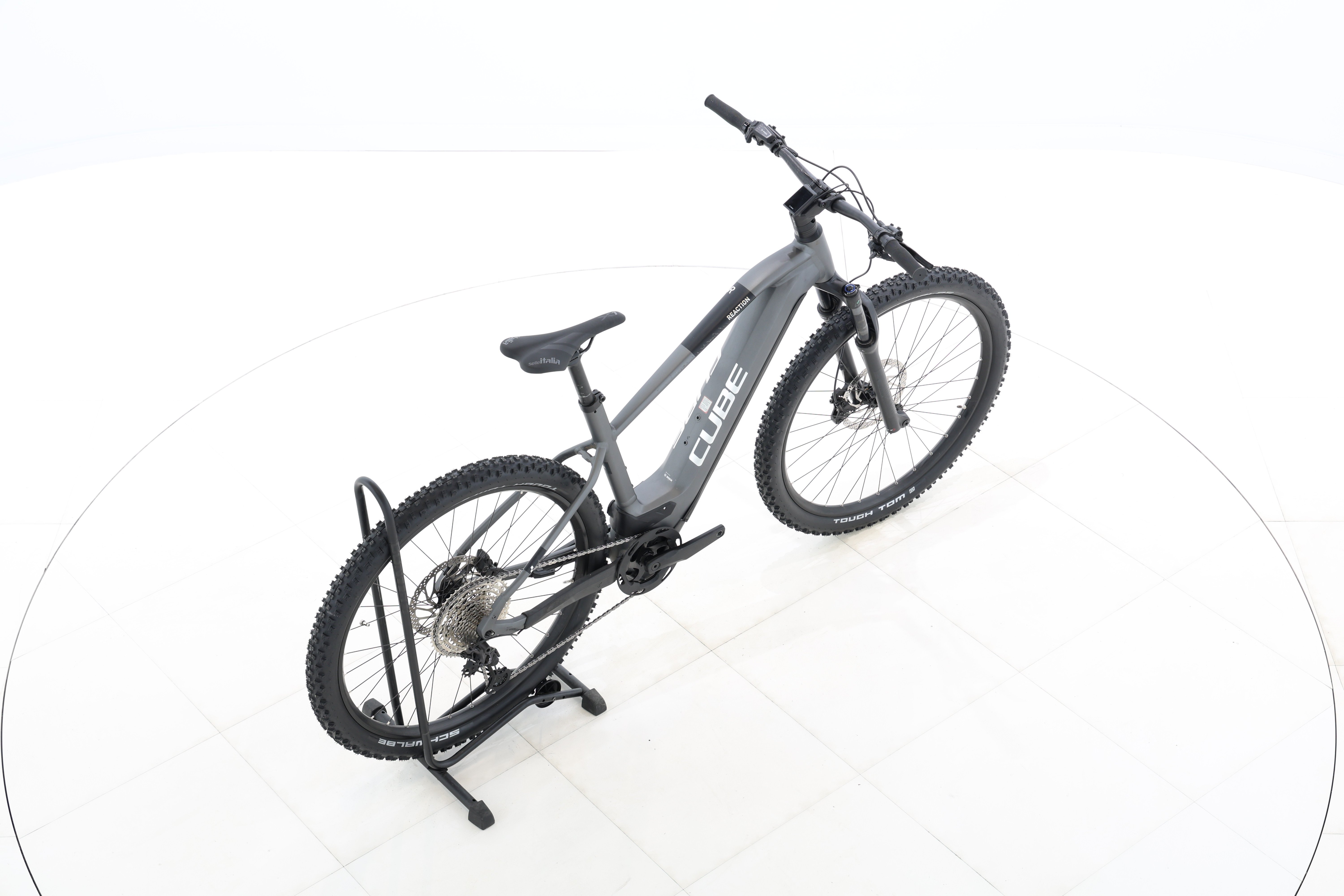 a2f2f446-2771-4c4c-a272-c6c58dbdcde1