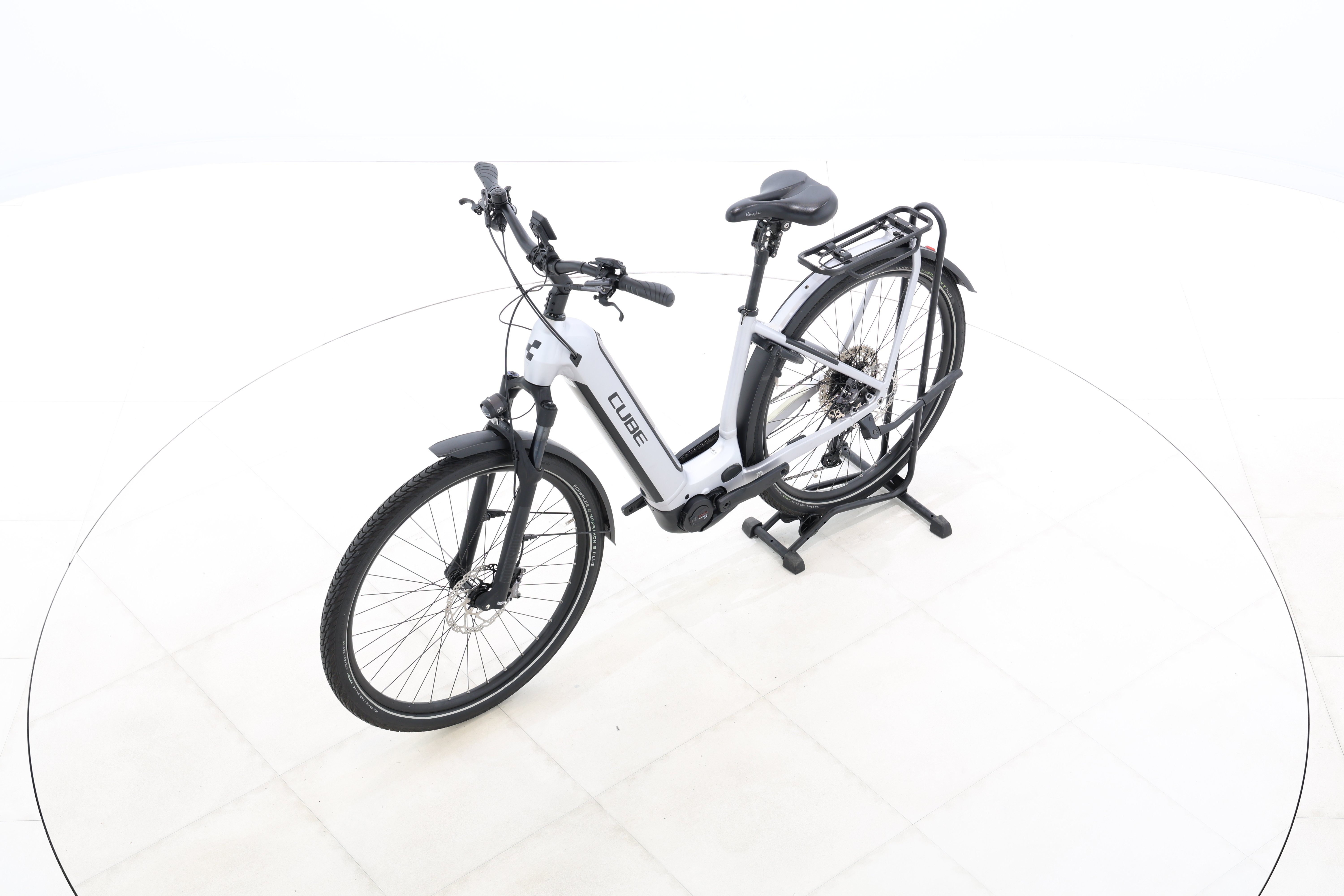 c4f1aac2-98b7-42c3-95a0-43581abdb351