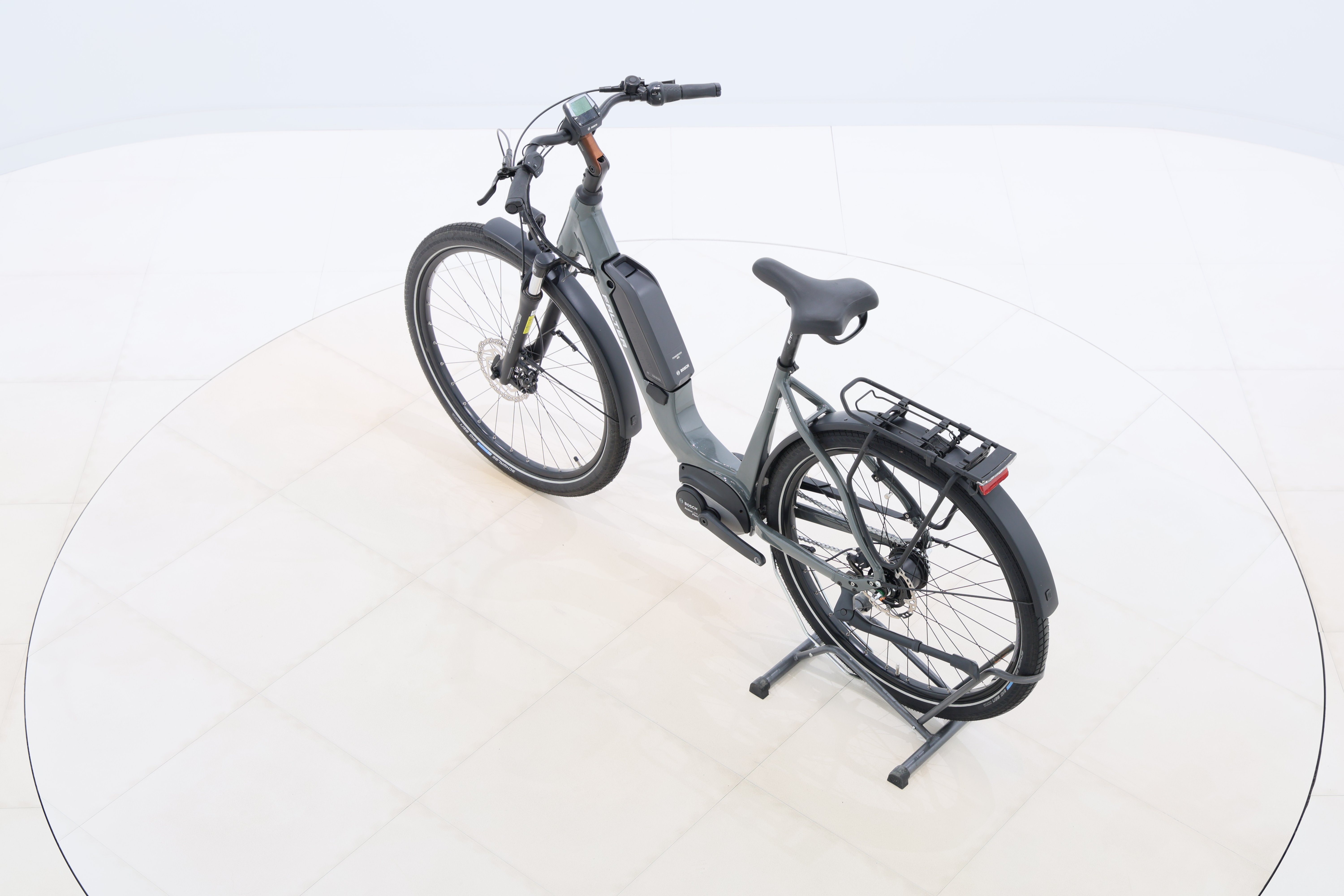 caf7be94-4f4f-4bdb-a595-4a12cb395fc6