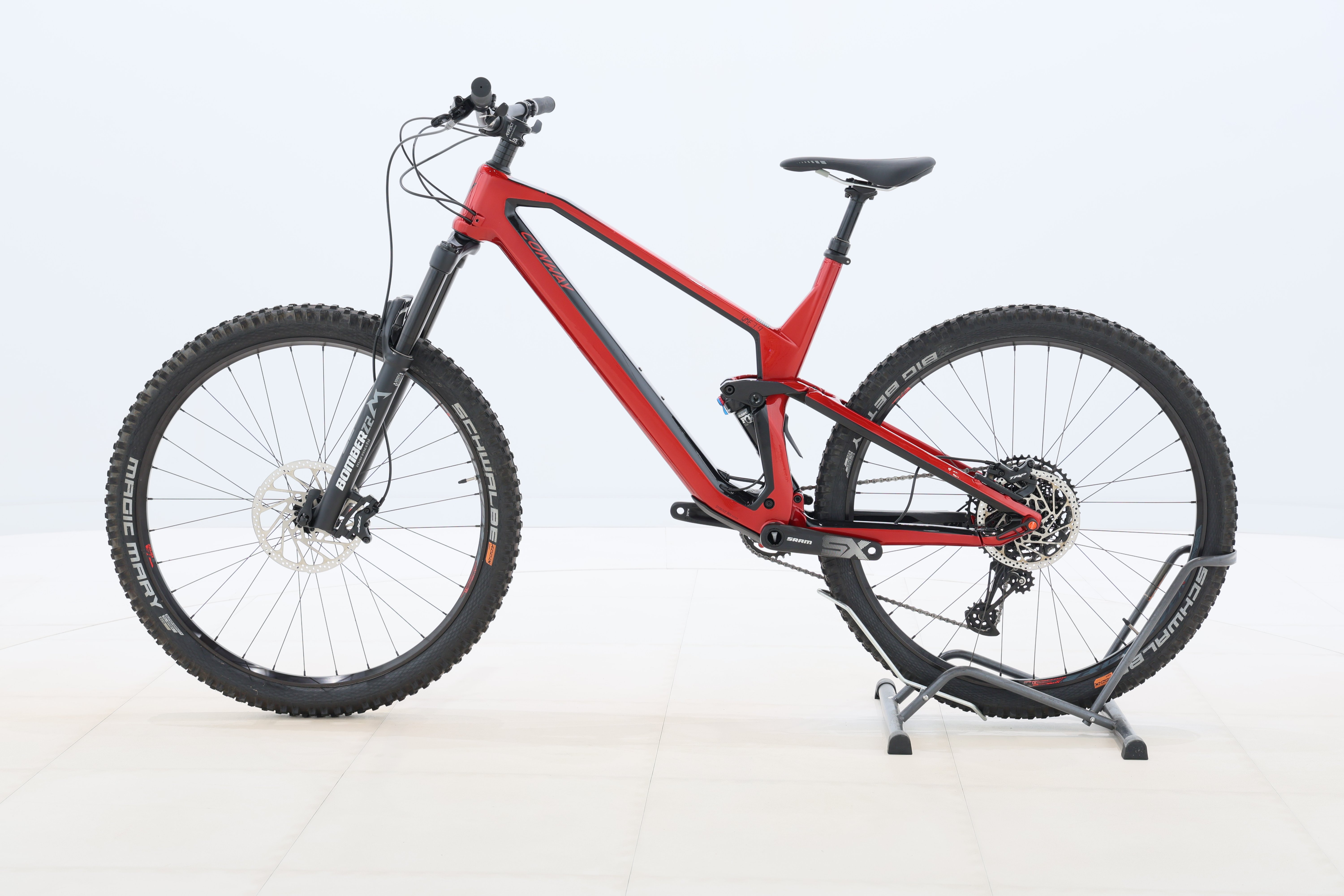 0f8aa53a-6333-4e8f-a3a9-024621e0f8b6