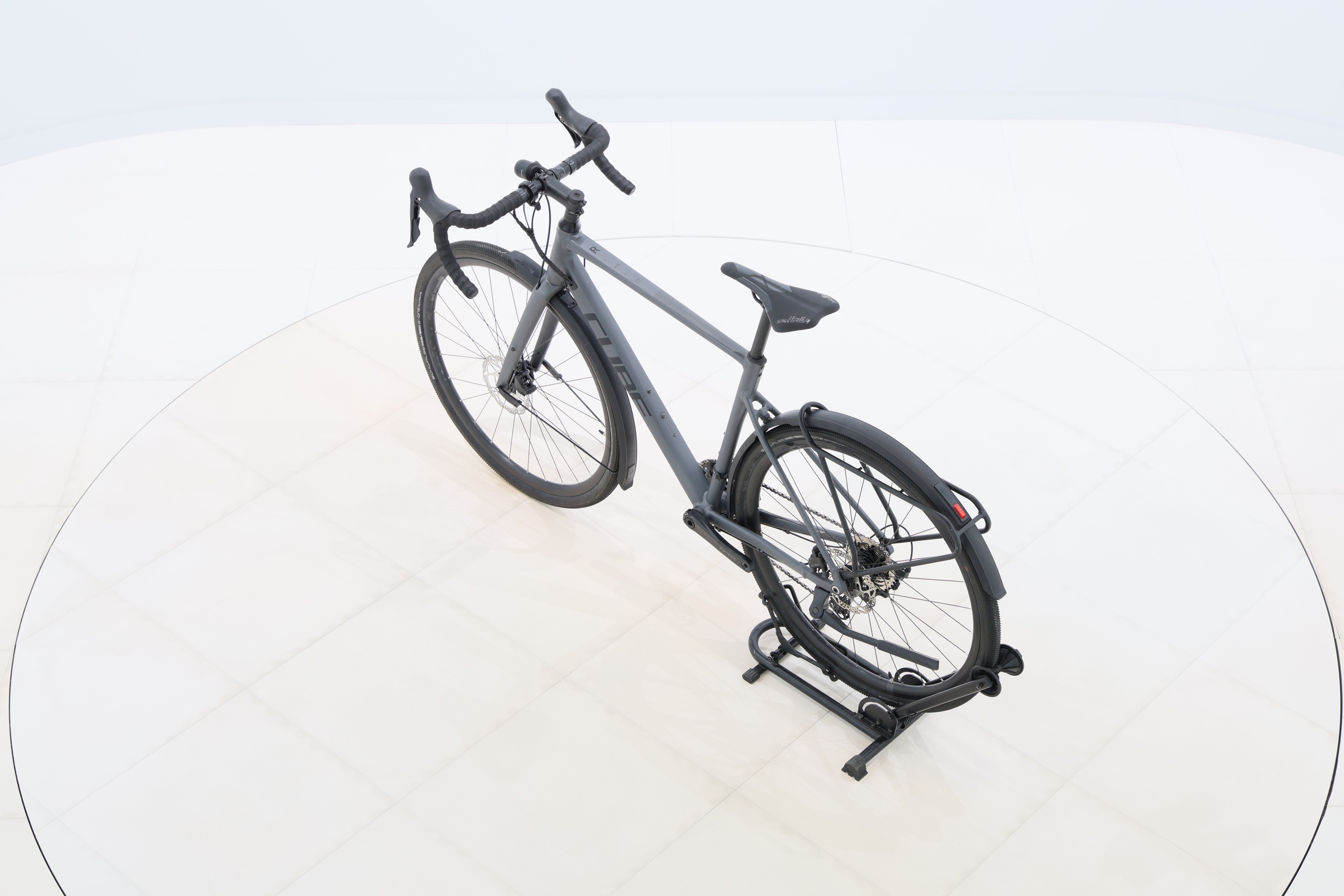 d193637a-7e1c-4b77-aabb-cbf894209e6b