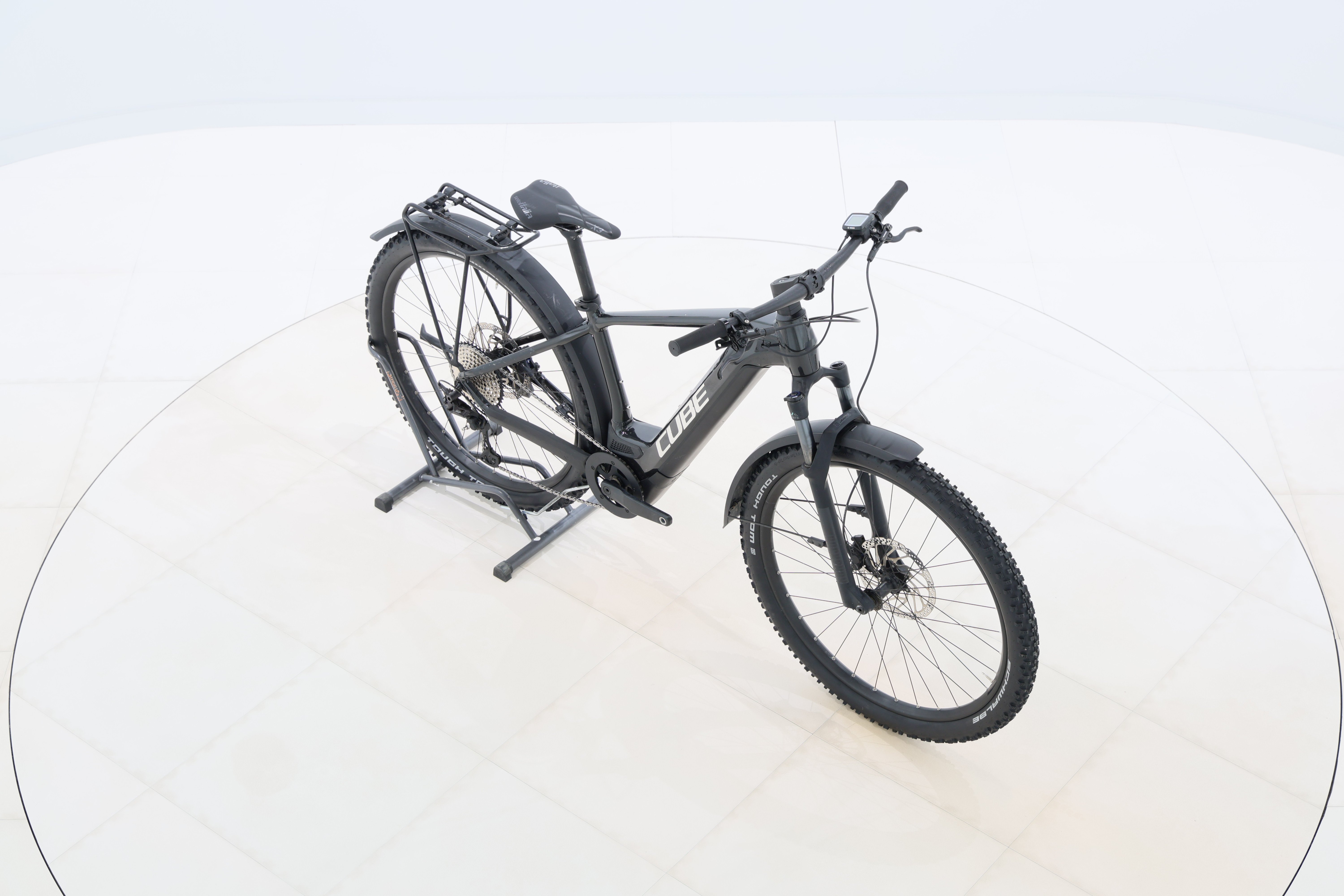 dfc3995a-9124-48cf-b9f3-8b551b97f0b1