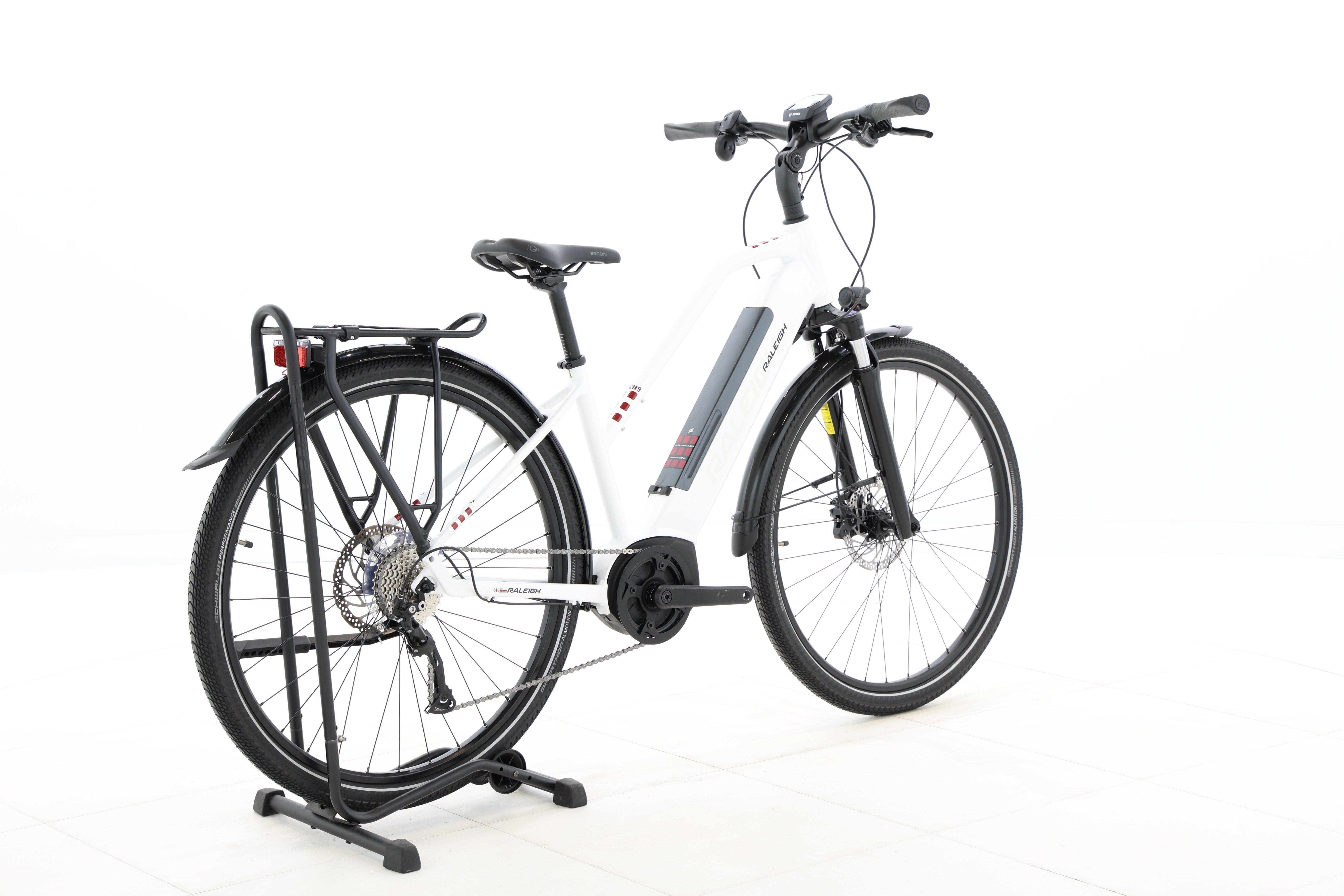 198d36e4-1dd9-48c1-a0aa-462b367e9fcb