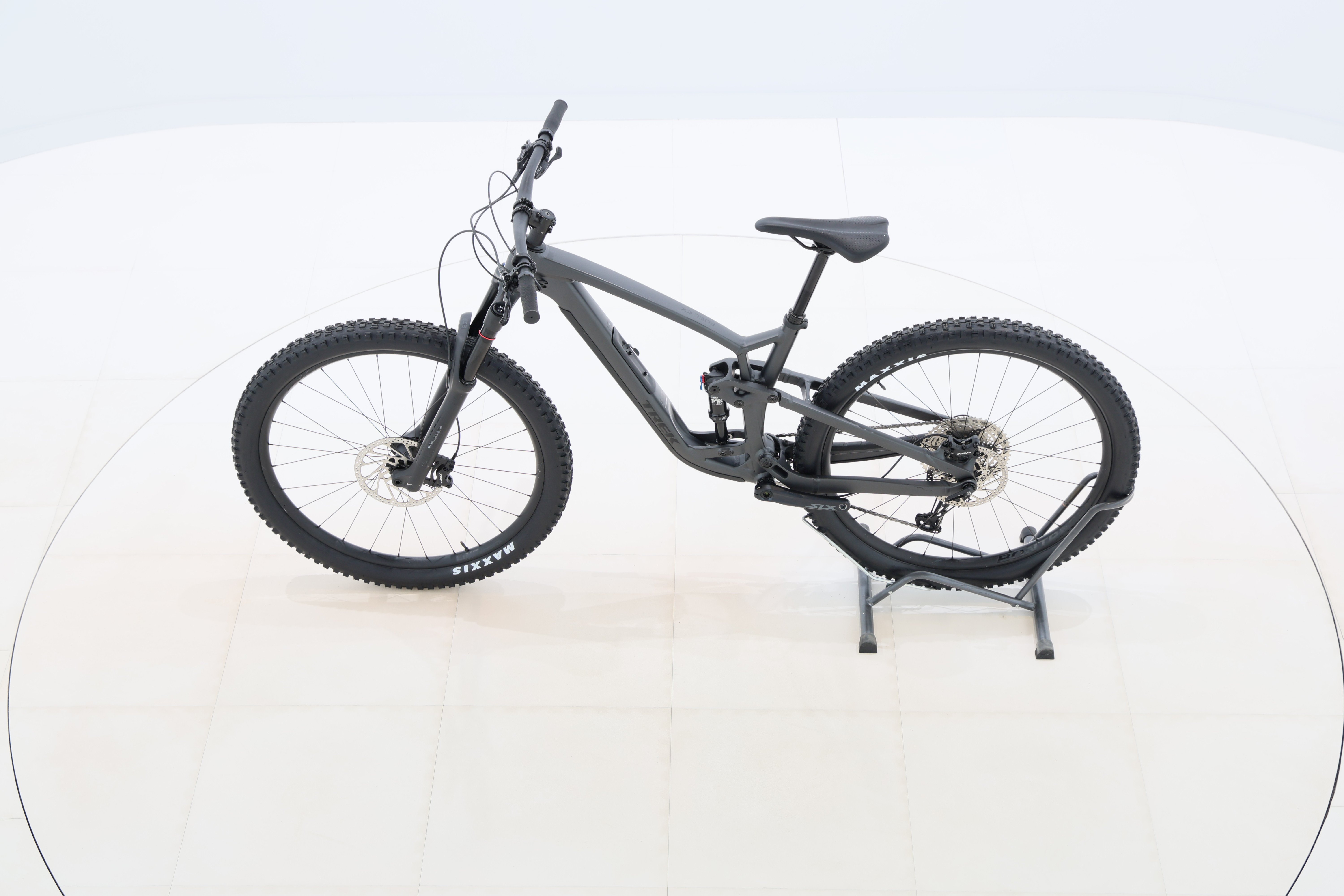 12797cd8-b54c-4baa-af68-de501f1b031c