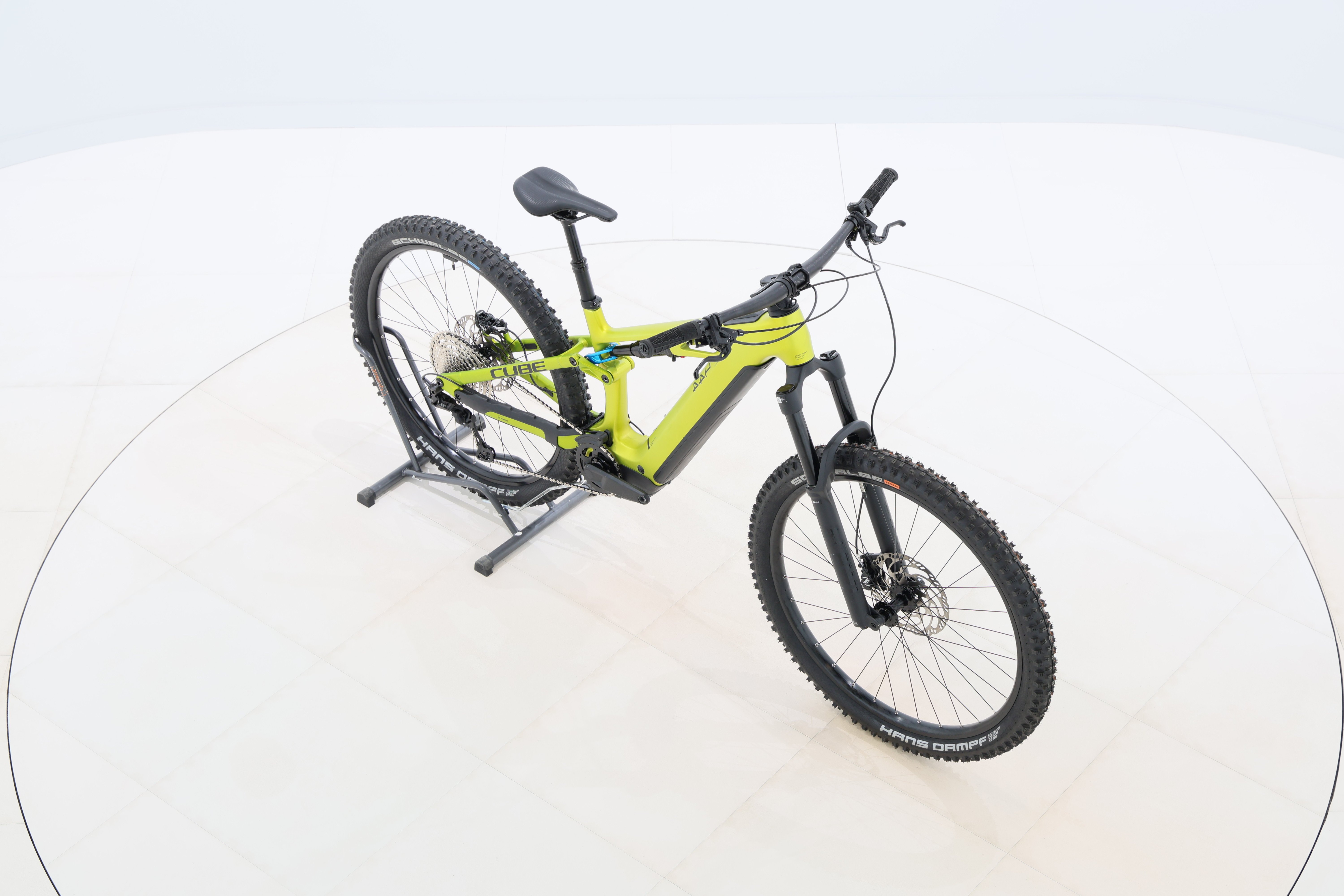 aeb23656-6f4a-464f-85f6-612846ace7dc