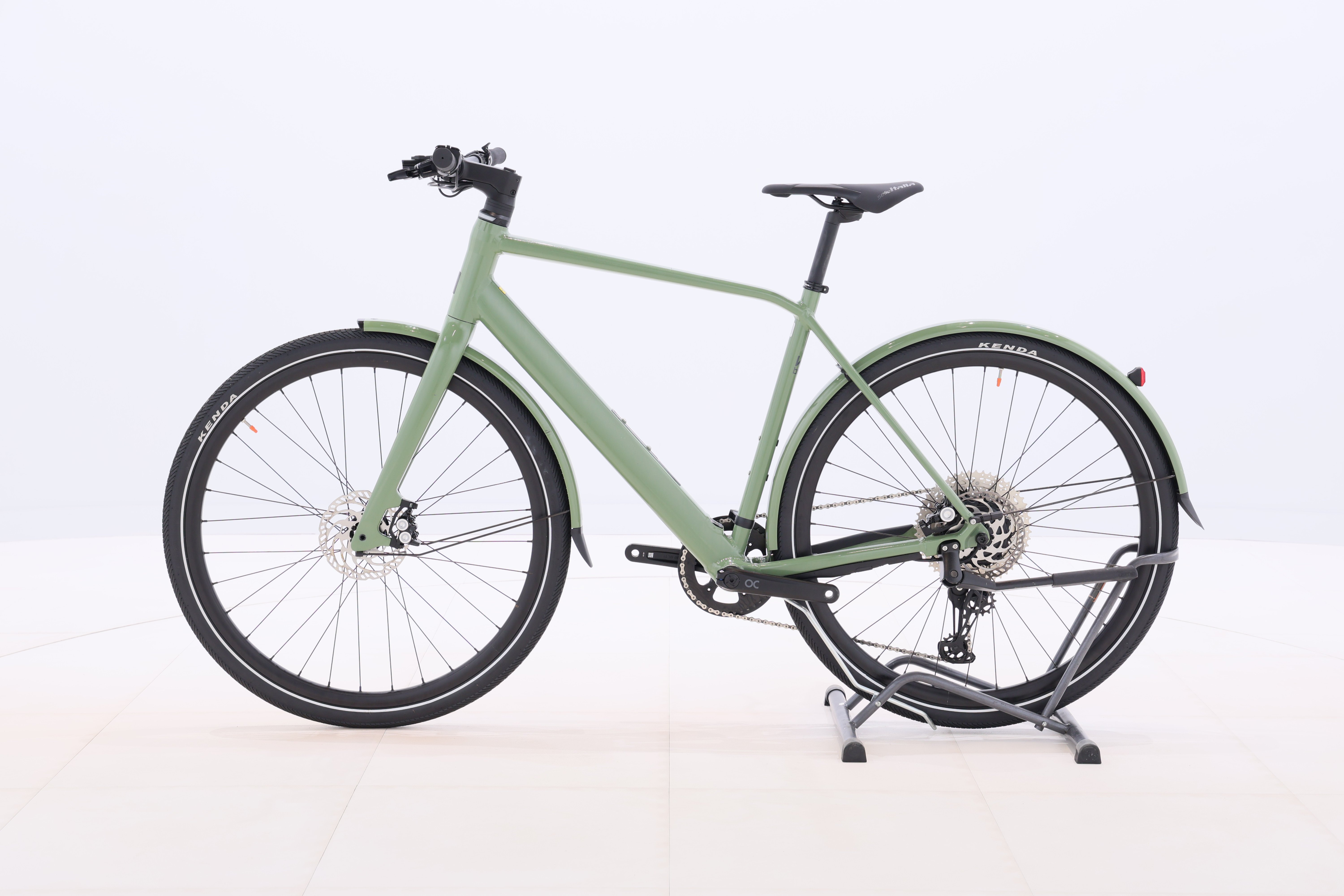 adcdc774-c3e6-4e69-b297-79a337144611