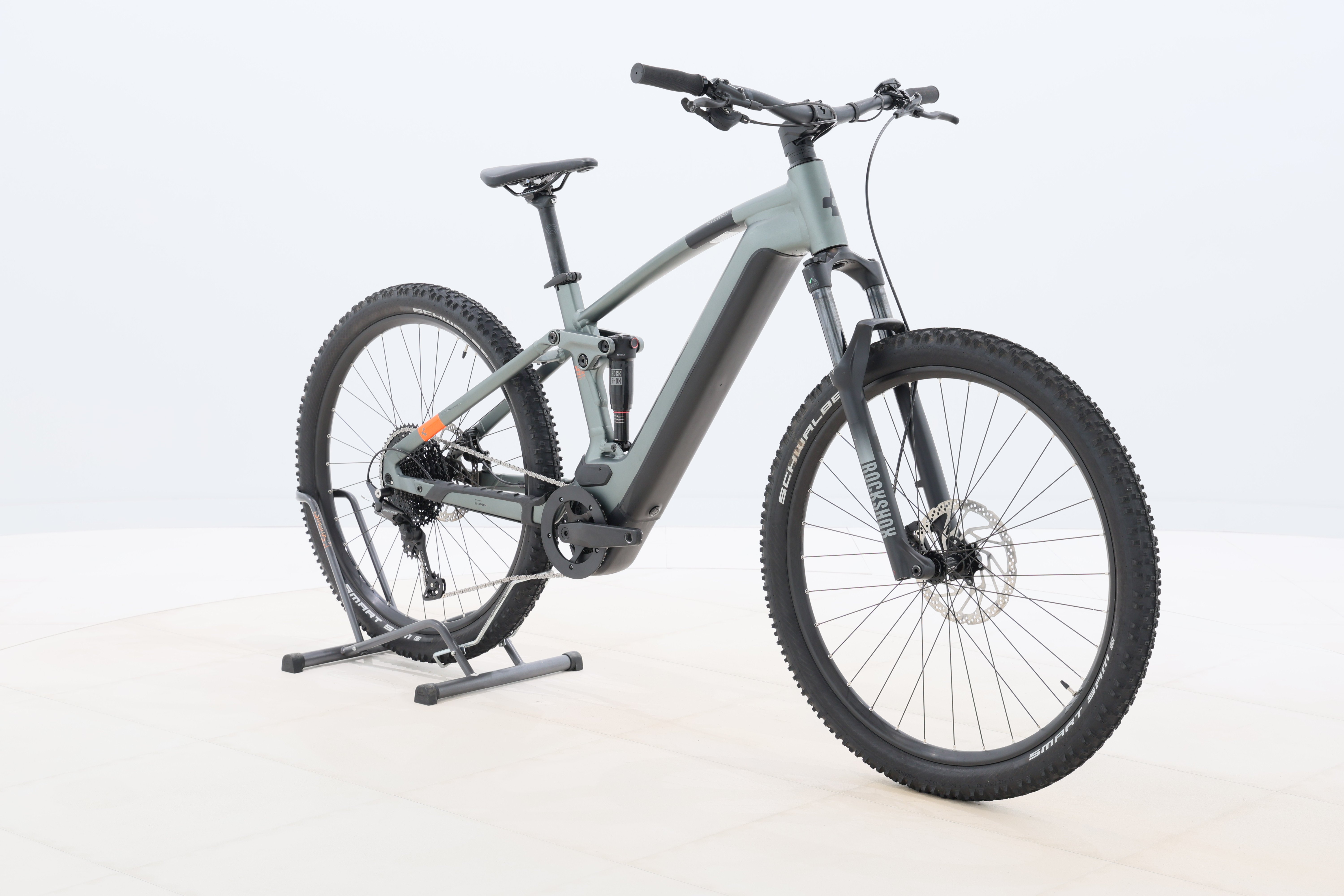 073fd8ab-e299-4144-bb4f-ebeed3999714