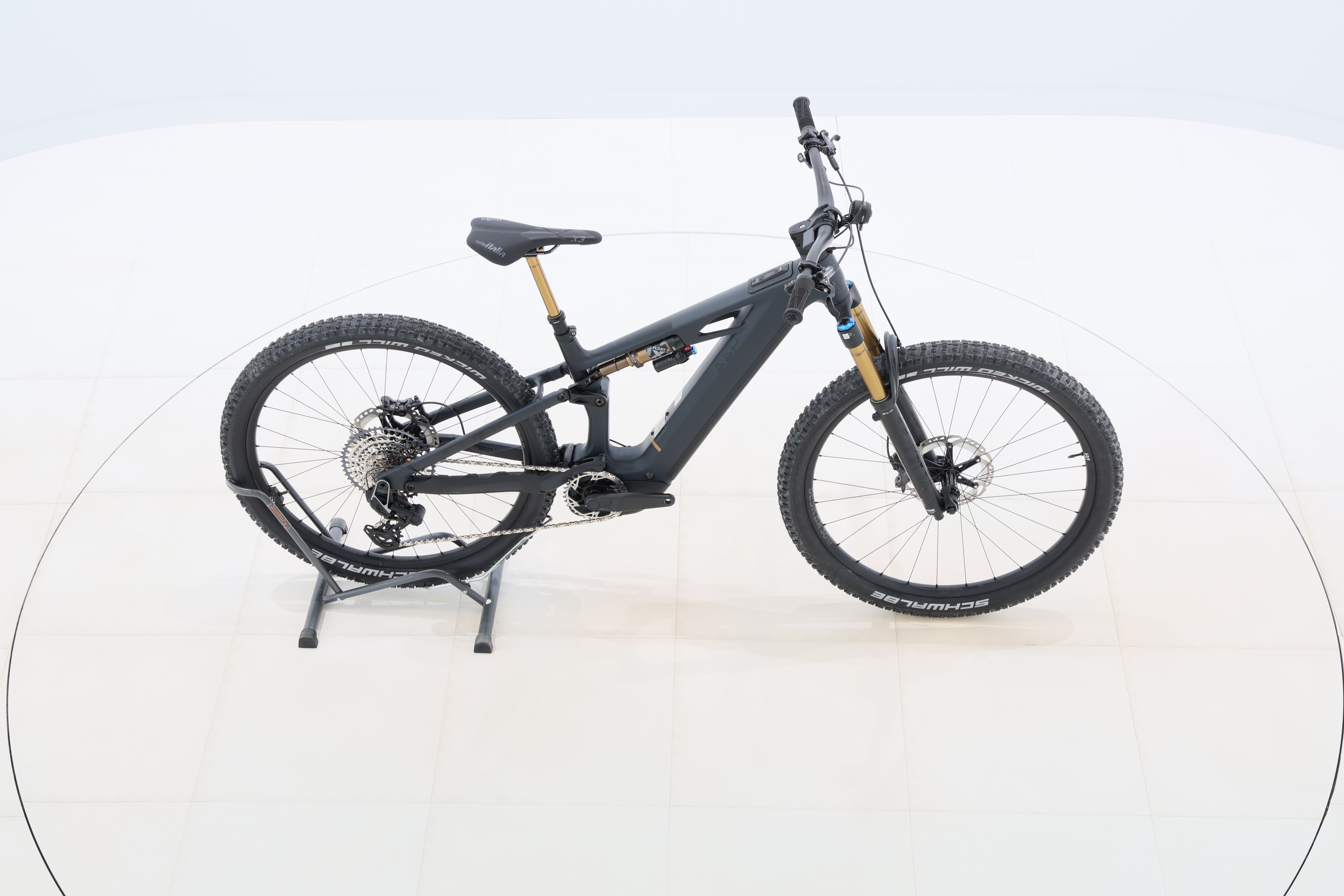 ccdba281-f195-4ffe-a407-4db1c63e5f89