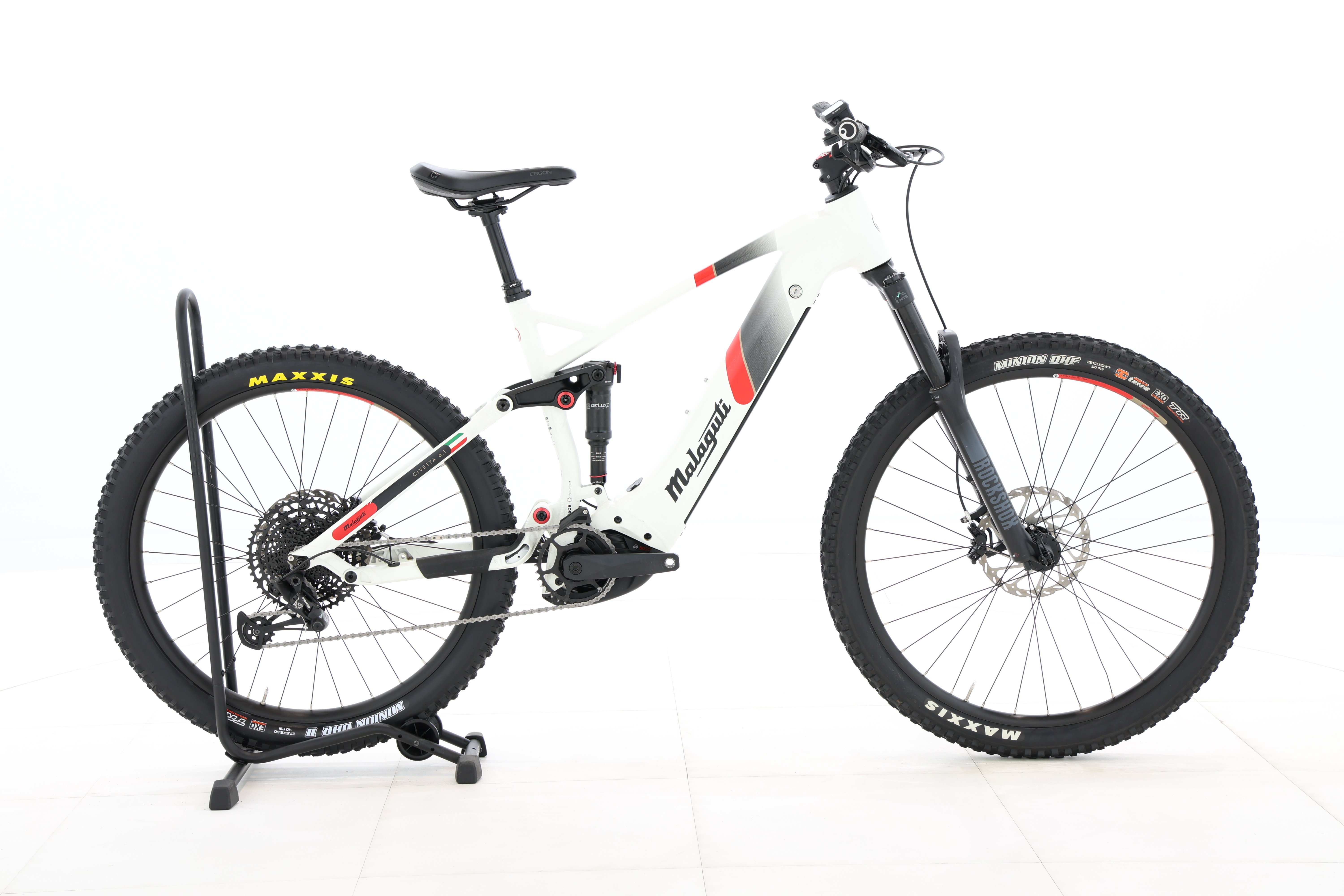 52db339c-90b7-4906-9650-dabf9447b3db