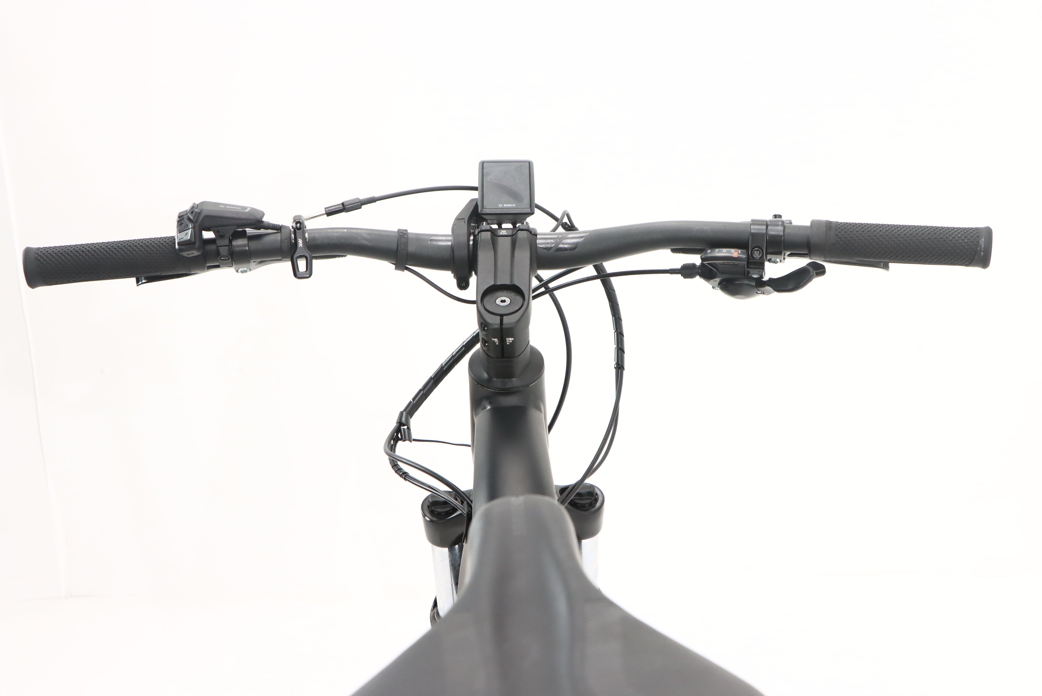 8b69bc7a-3b11-4557-8892-d115c04513b5