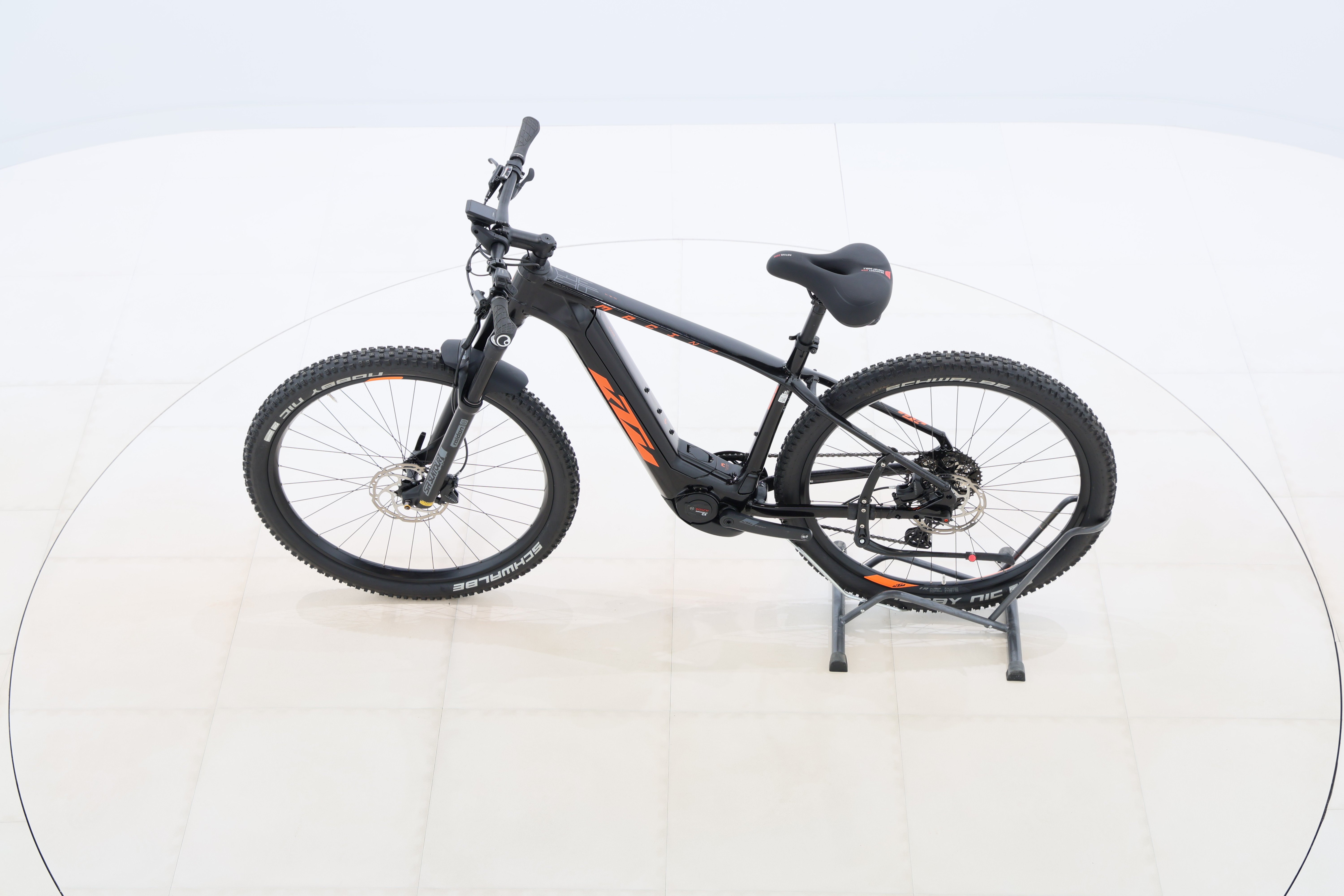 74e51120-2e68-43f0-9384-43b21840aabb