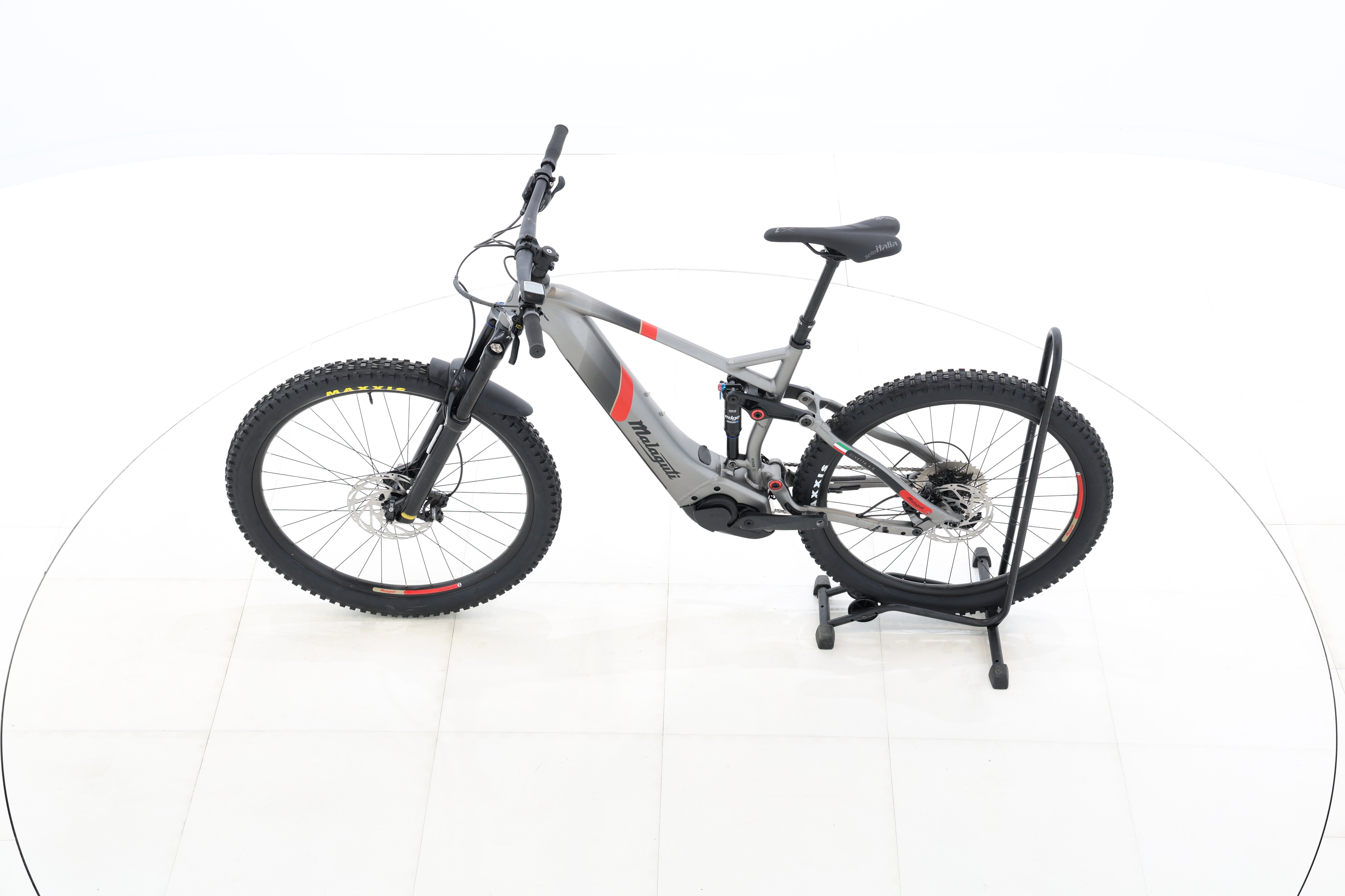 f1fceb4c-5984-4d56-b1b4-68b3867b021b