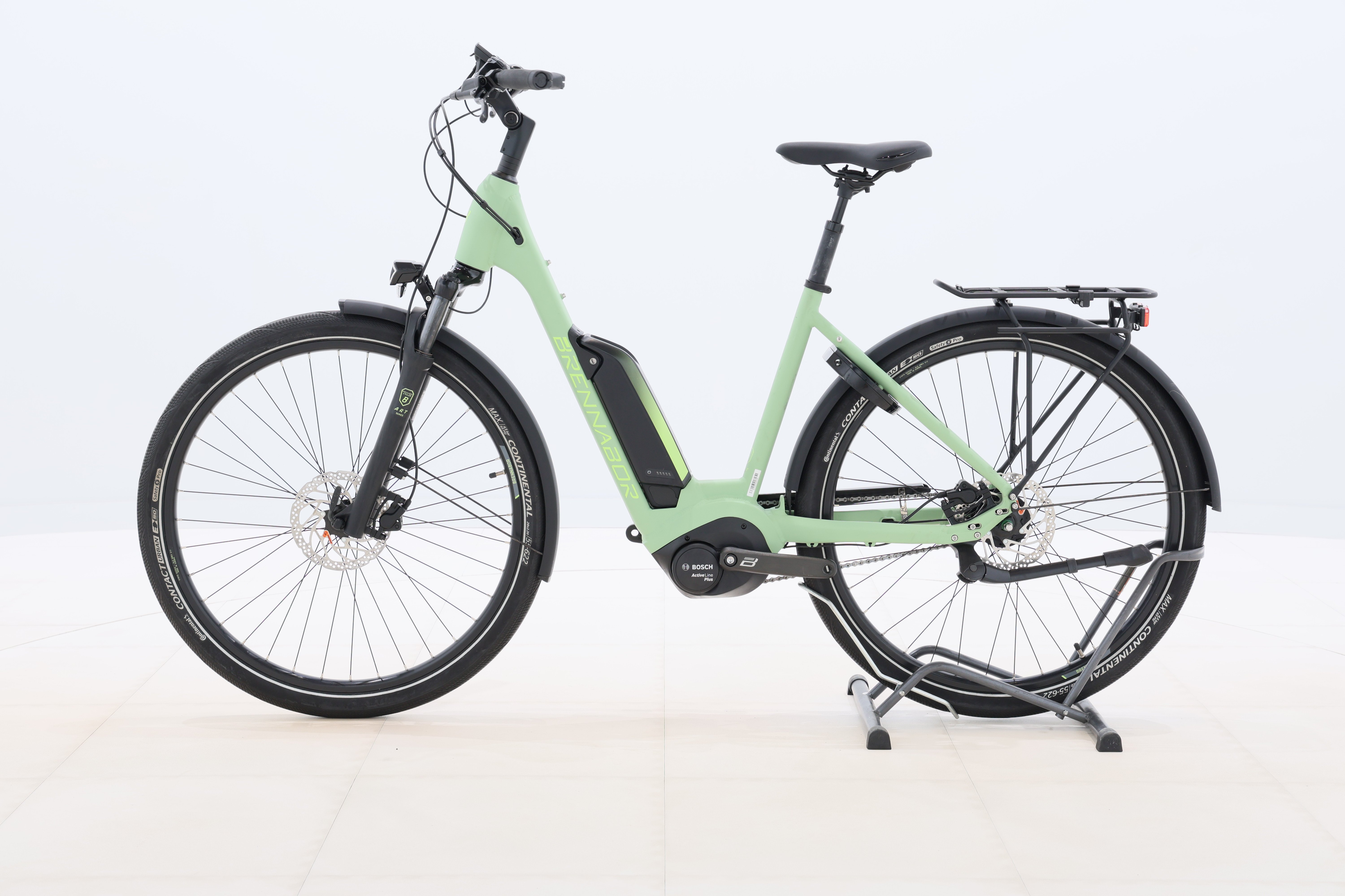 e4d6be12-28d3-461f-ad63-013c676393cd