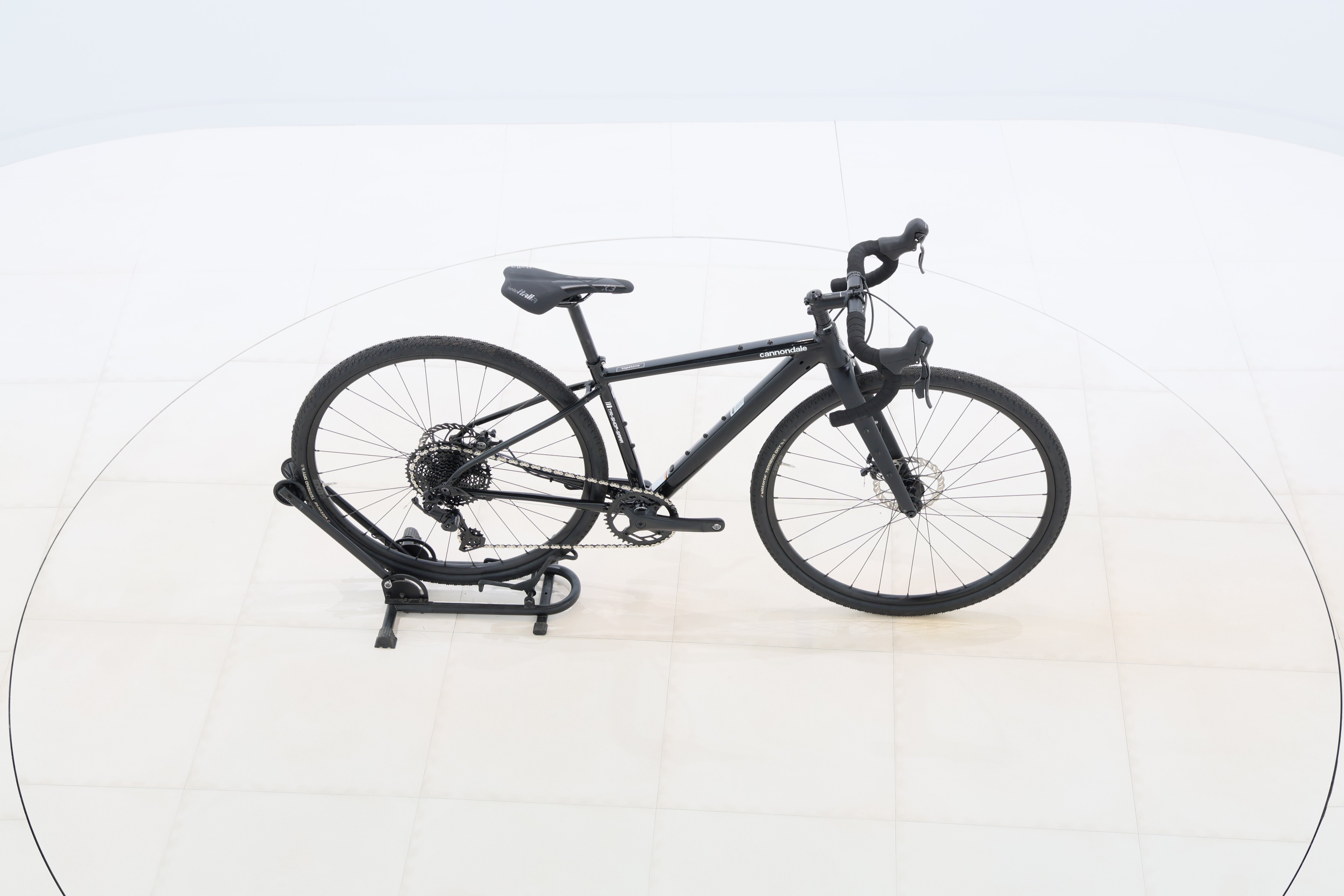 d50d97c8-3a0f-4c01-a9d8-720031185978