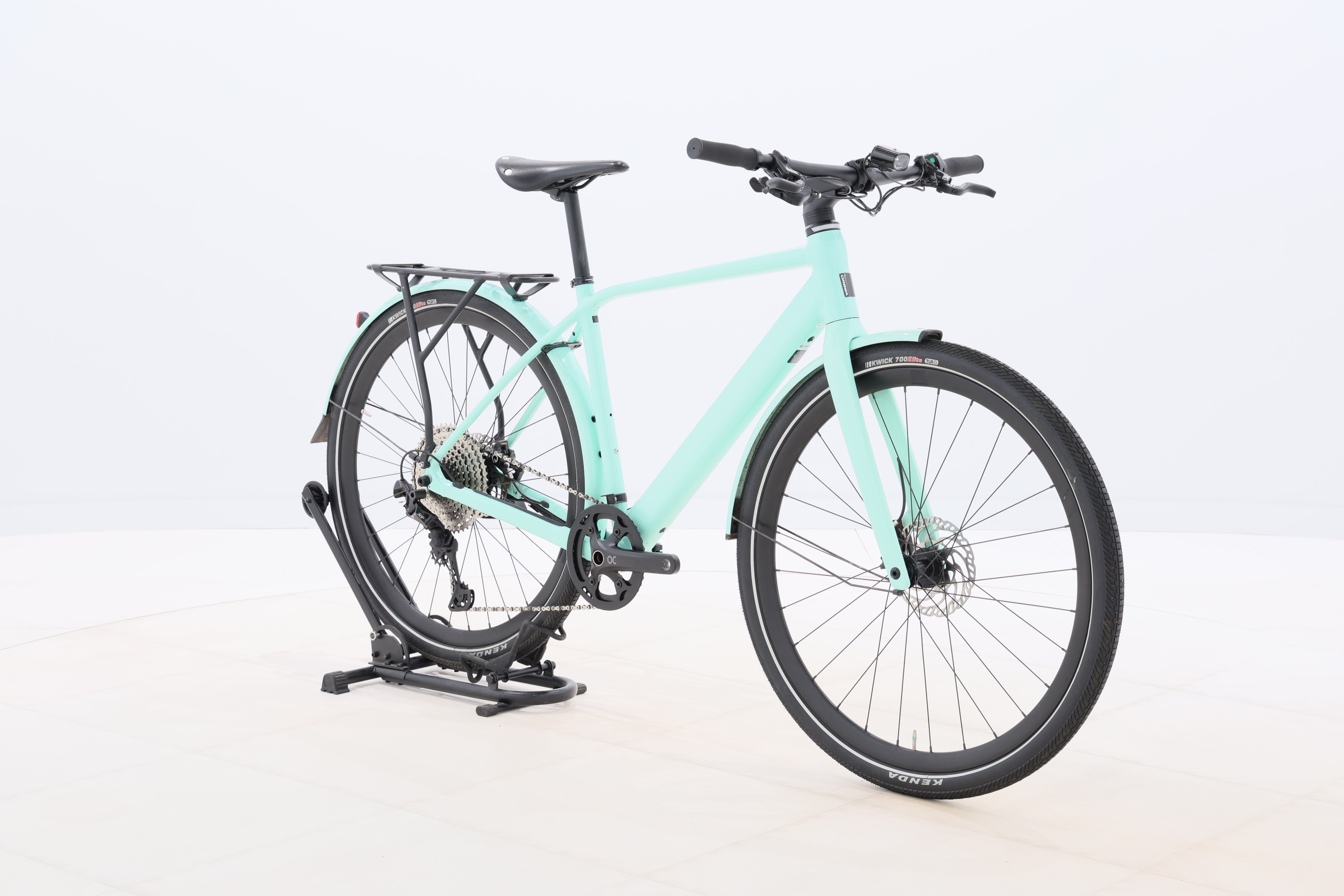 984989d9-327d-4e4f-a8d4-3bec73c50d6a