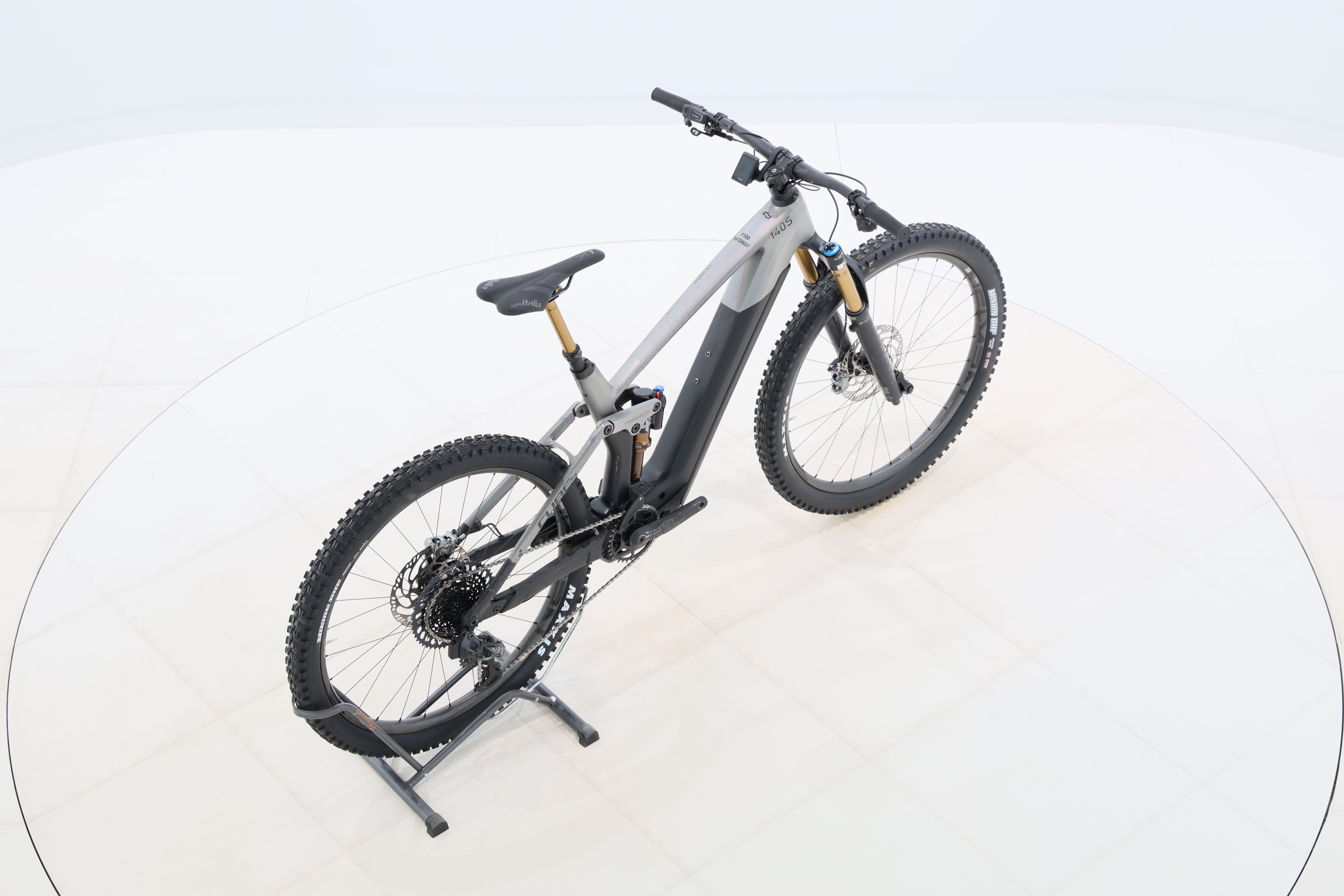 f0f69853-93b0-4260-b2c1-cf07f81750a5