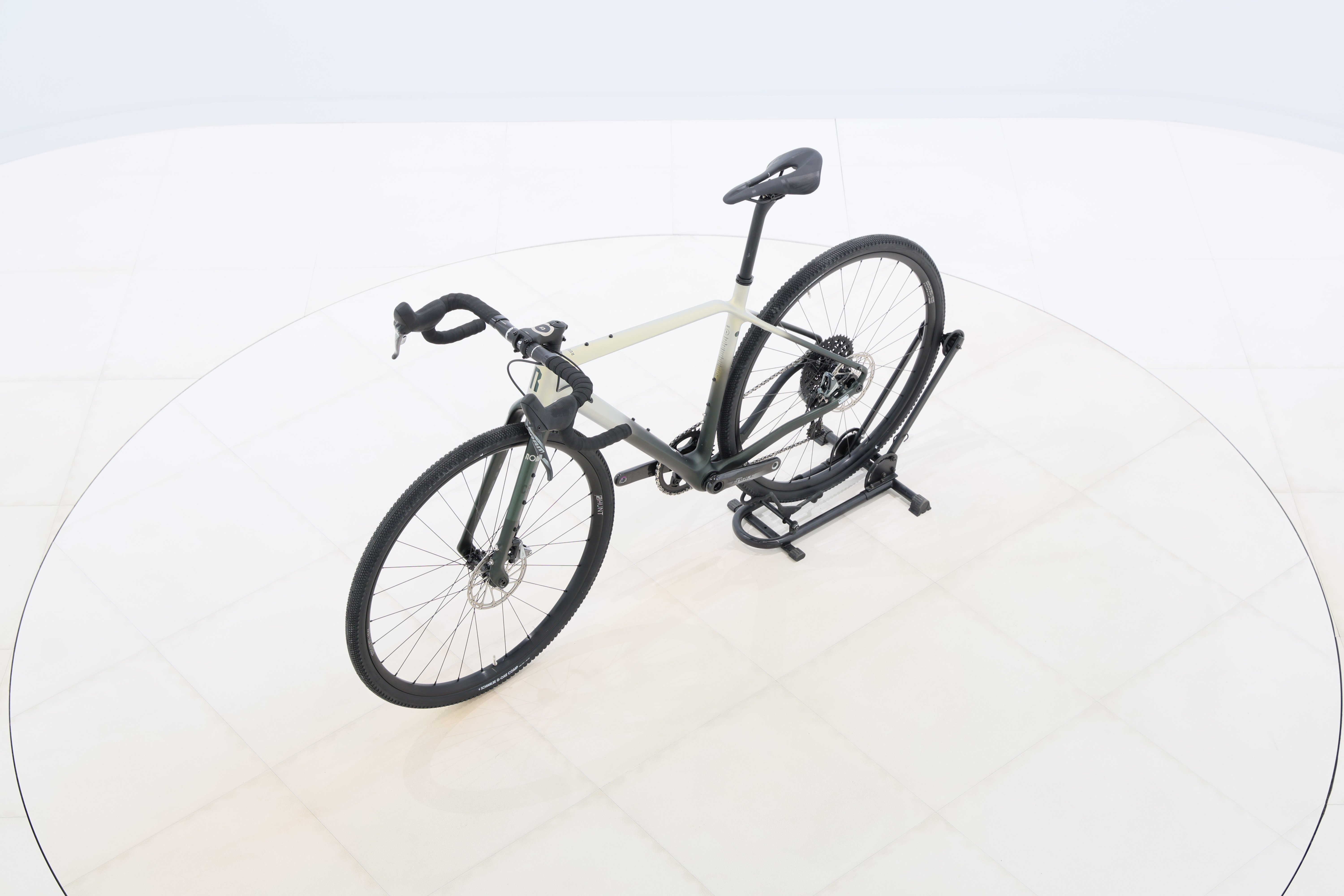 6abcbf8b-5487-4ae3-a427-23ba892d71ce