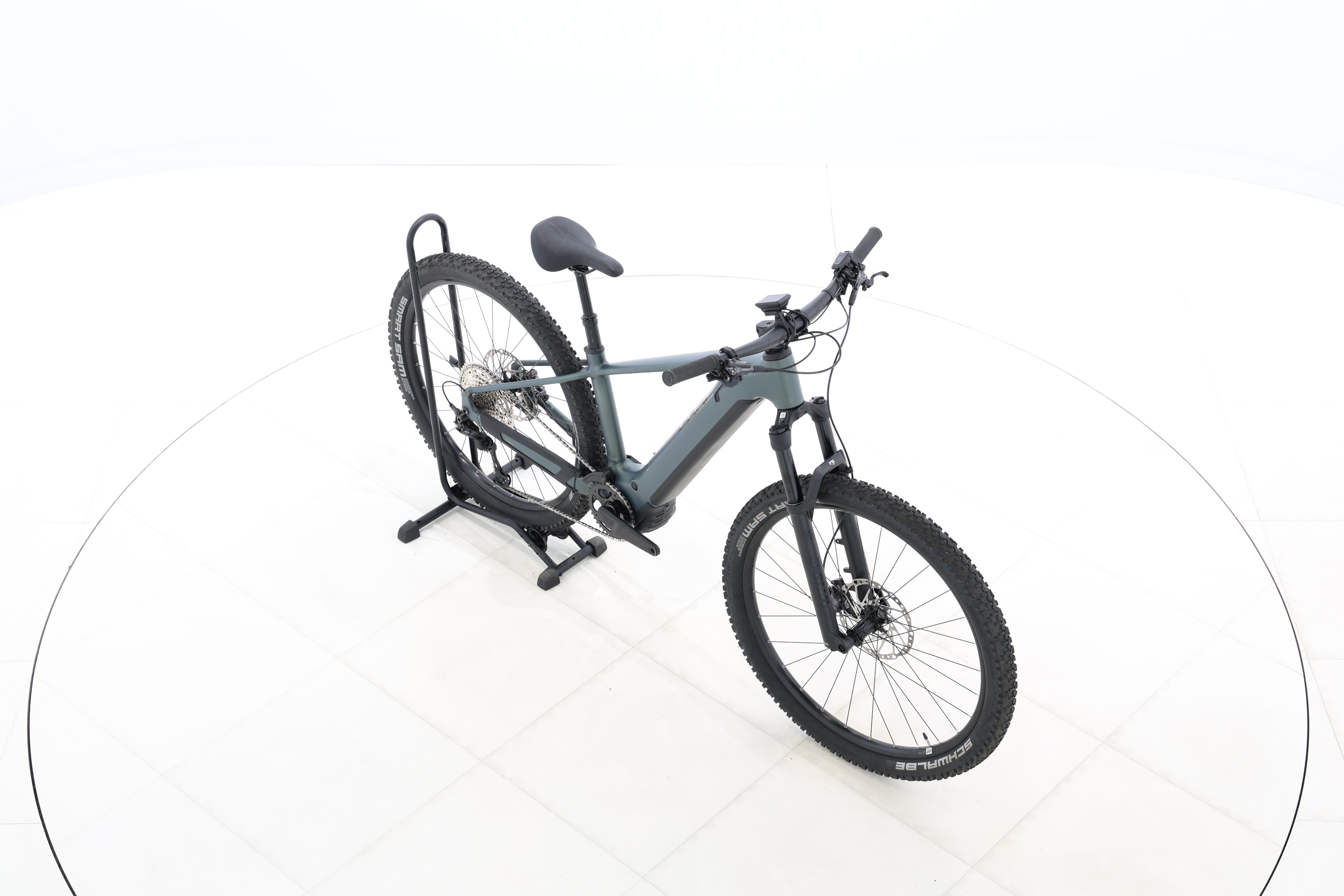 cafaf9cc-17e2-4b49-9c9c-a0bbcc4bc2e1