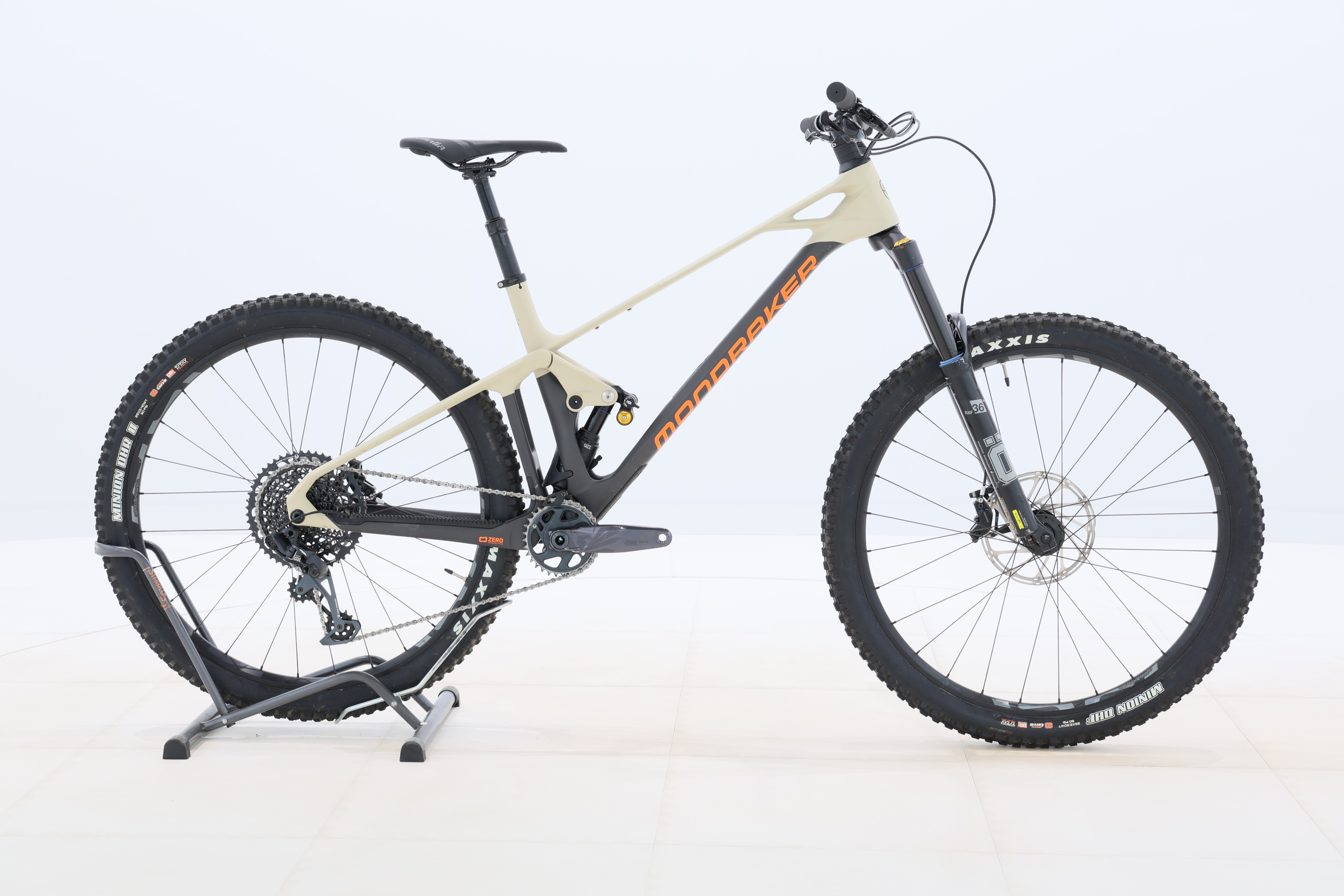 49423b99-5a22-4587-8993-92fe1f8c18ff