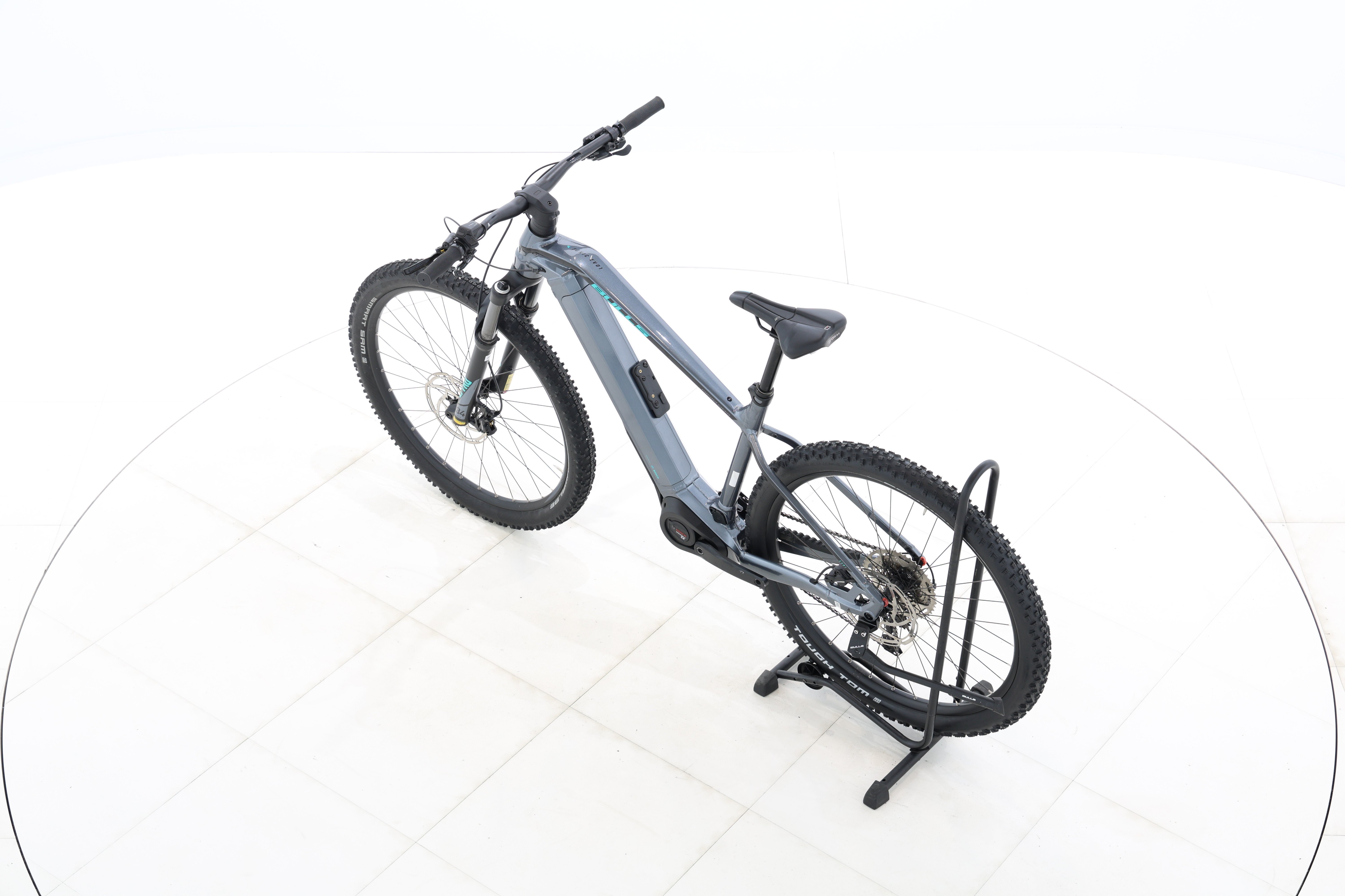 d55df6e1-7da0-44f3-a6aa-b9b86641298a