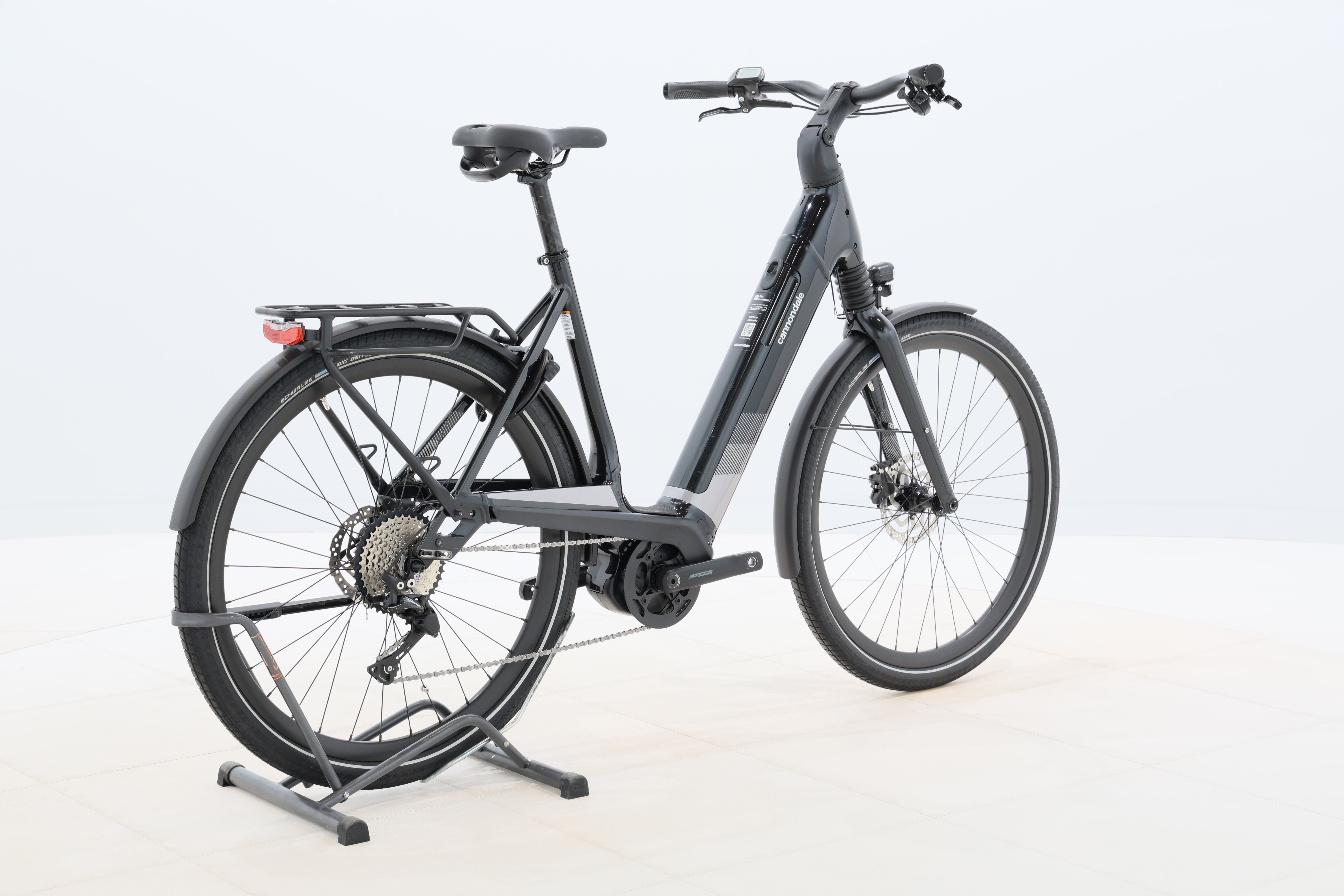 cec4eaa8-ffb7-4b85-b4d5-239ee2036ec3