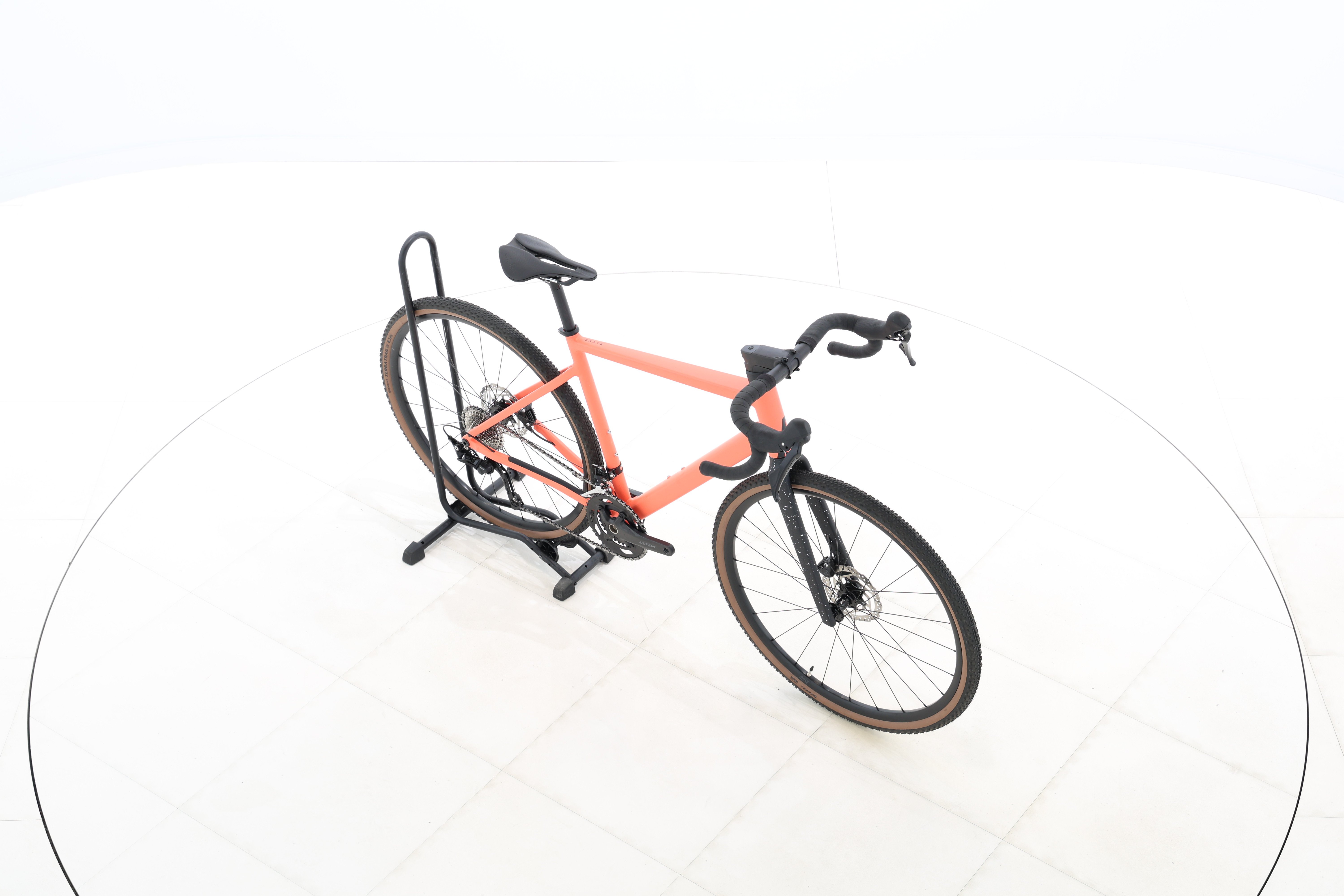 f82275f9-f8b8-42b1-b843-cf3283376f89