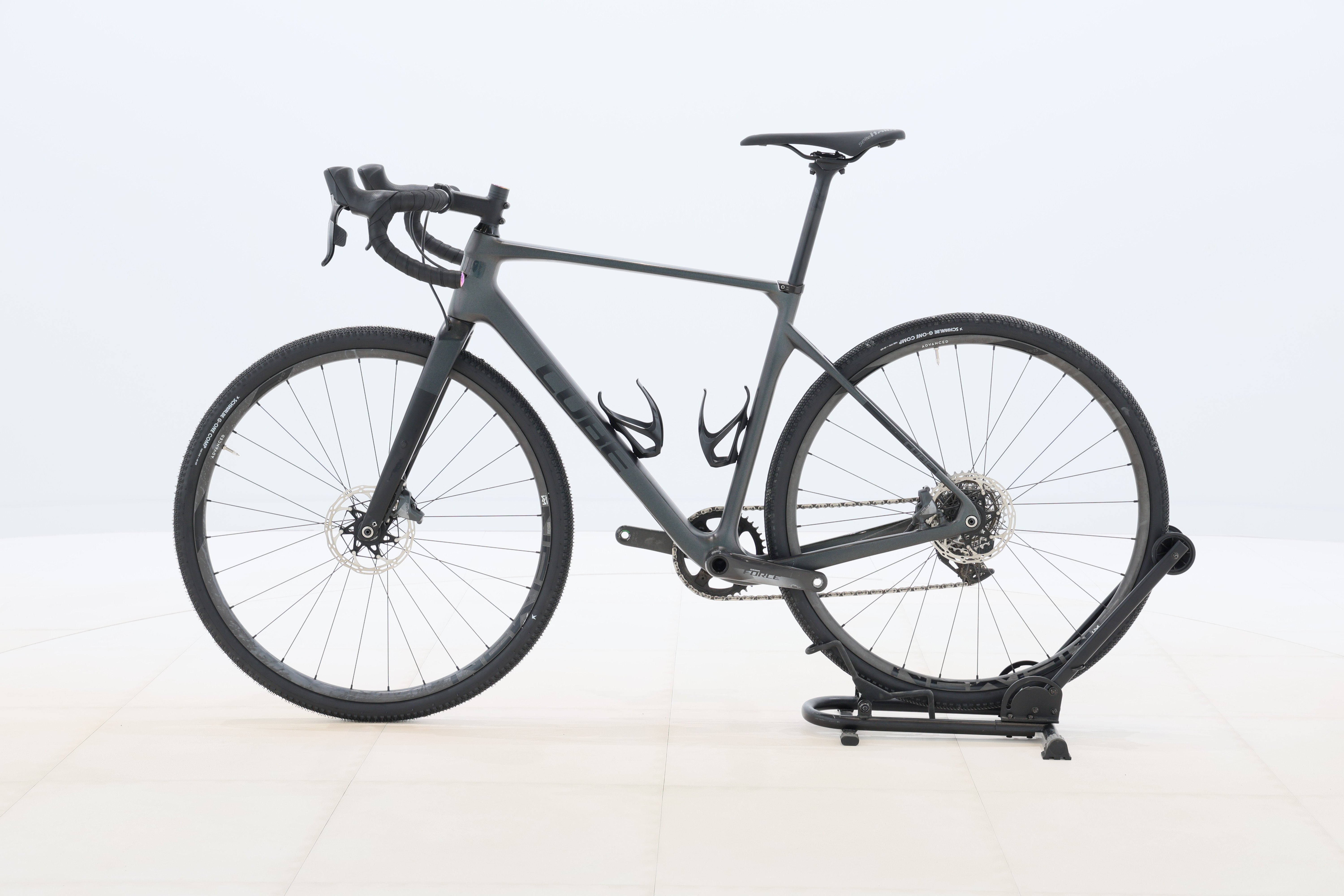 cb90dac5-e7f4-4d49-928f-4daa13267046