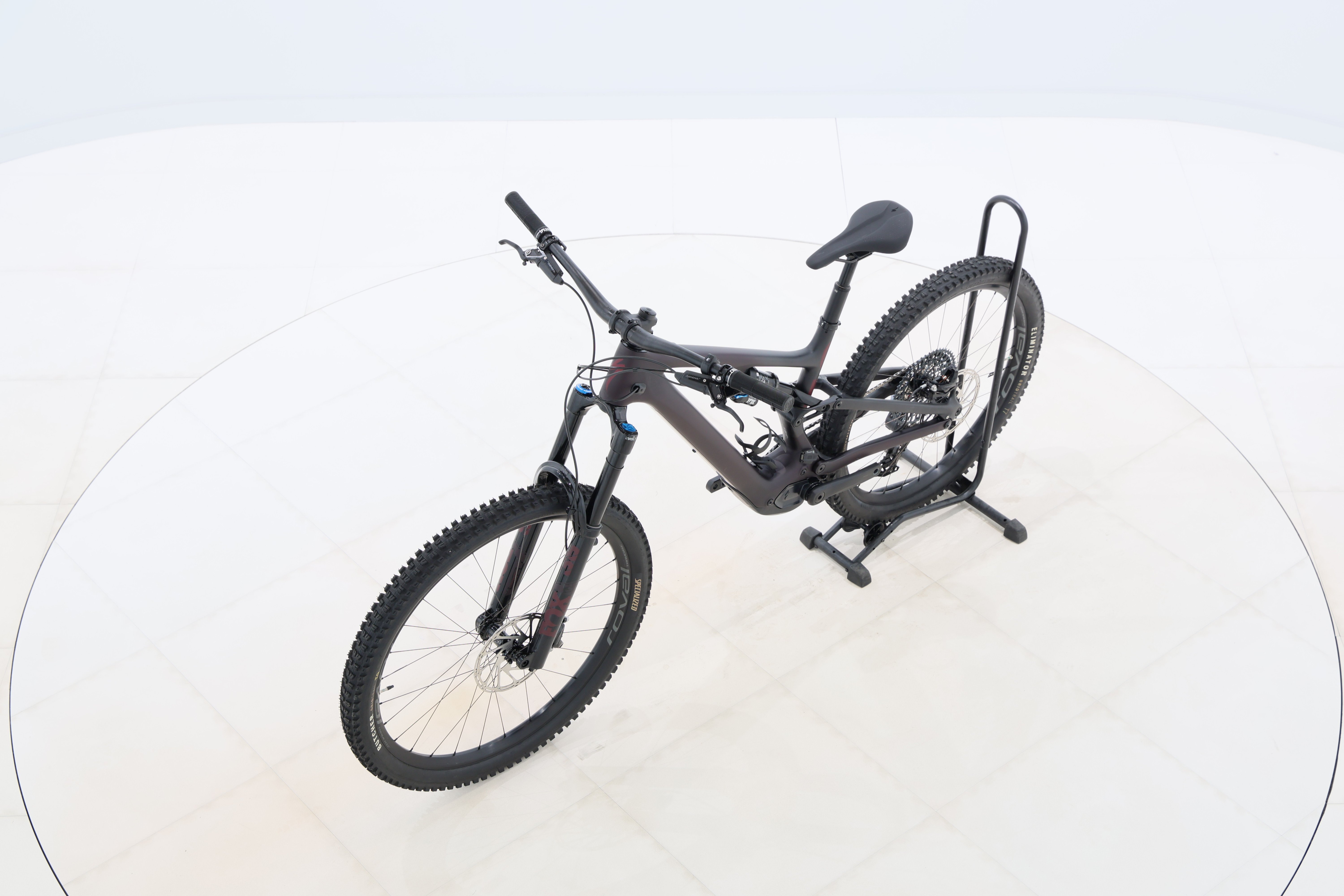 6ed5553e-2aac-4469-a895-9a4ed7eebd81