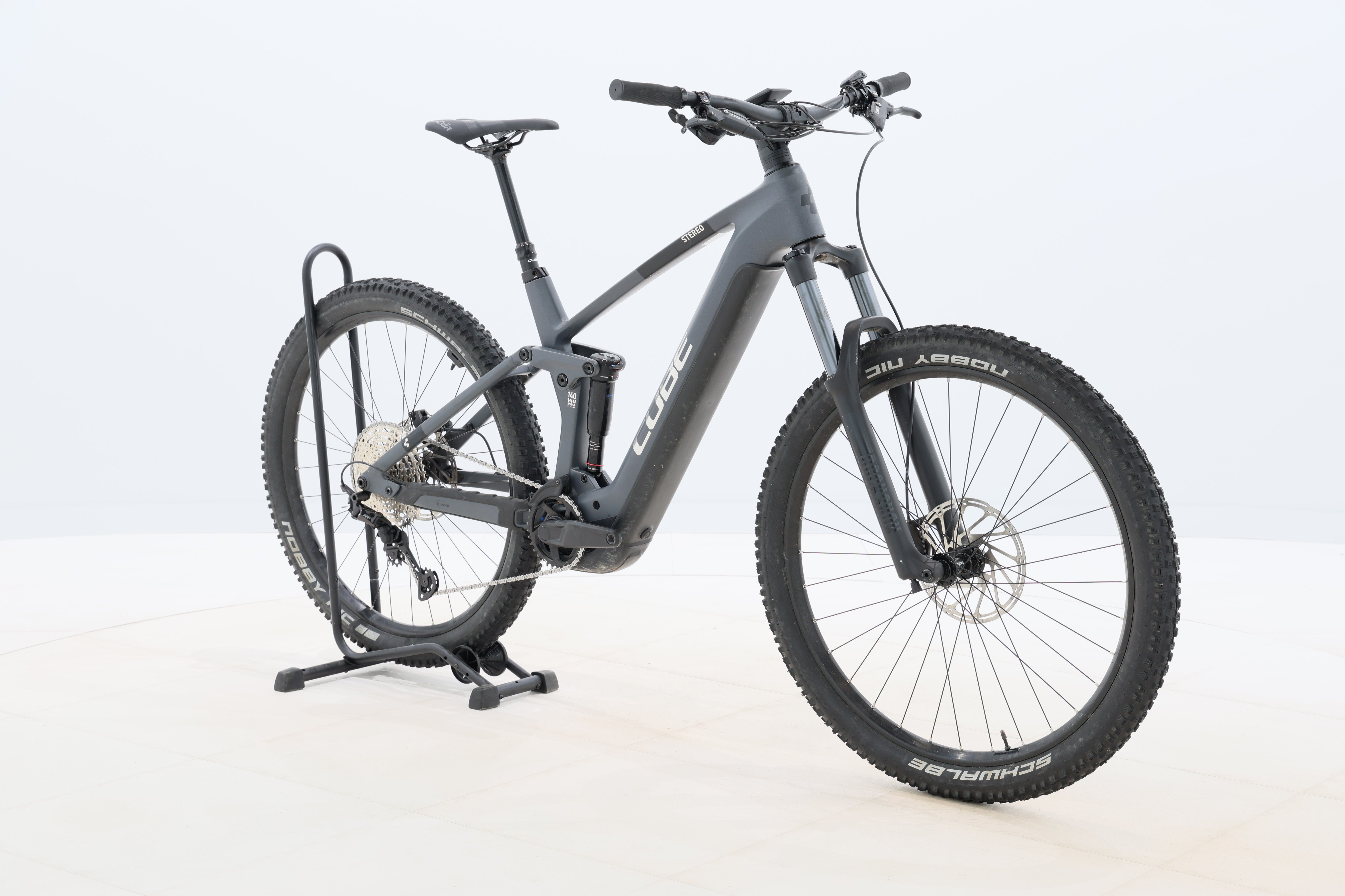 dbeb8a7d-225a-4ce7-bafe-75a12fd7c95b