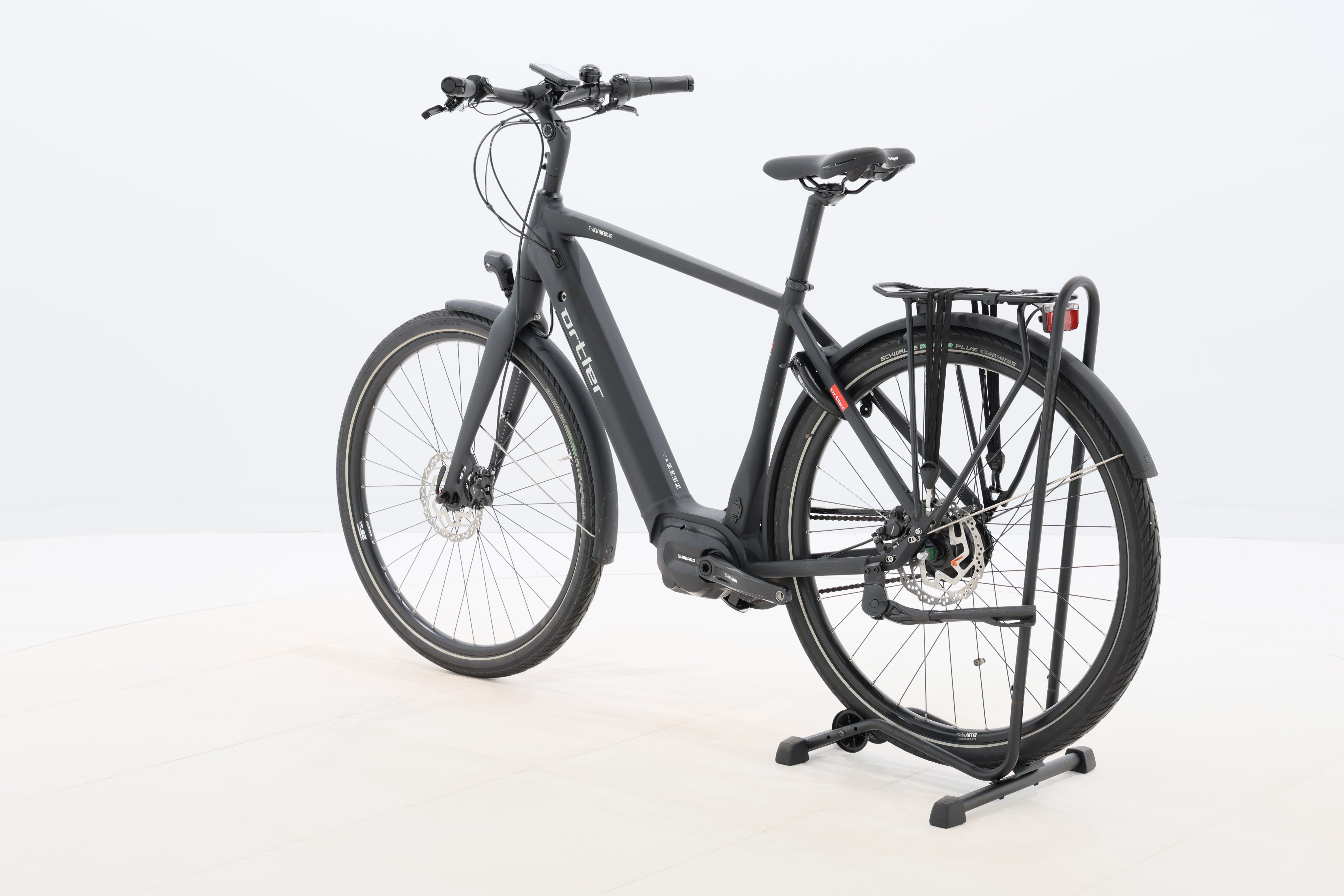 703c9399-58a1-4ef8-a0d7-255238424638