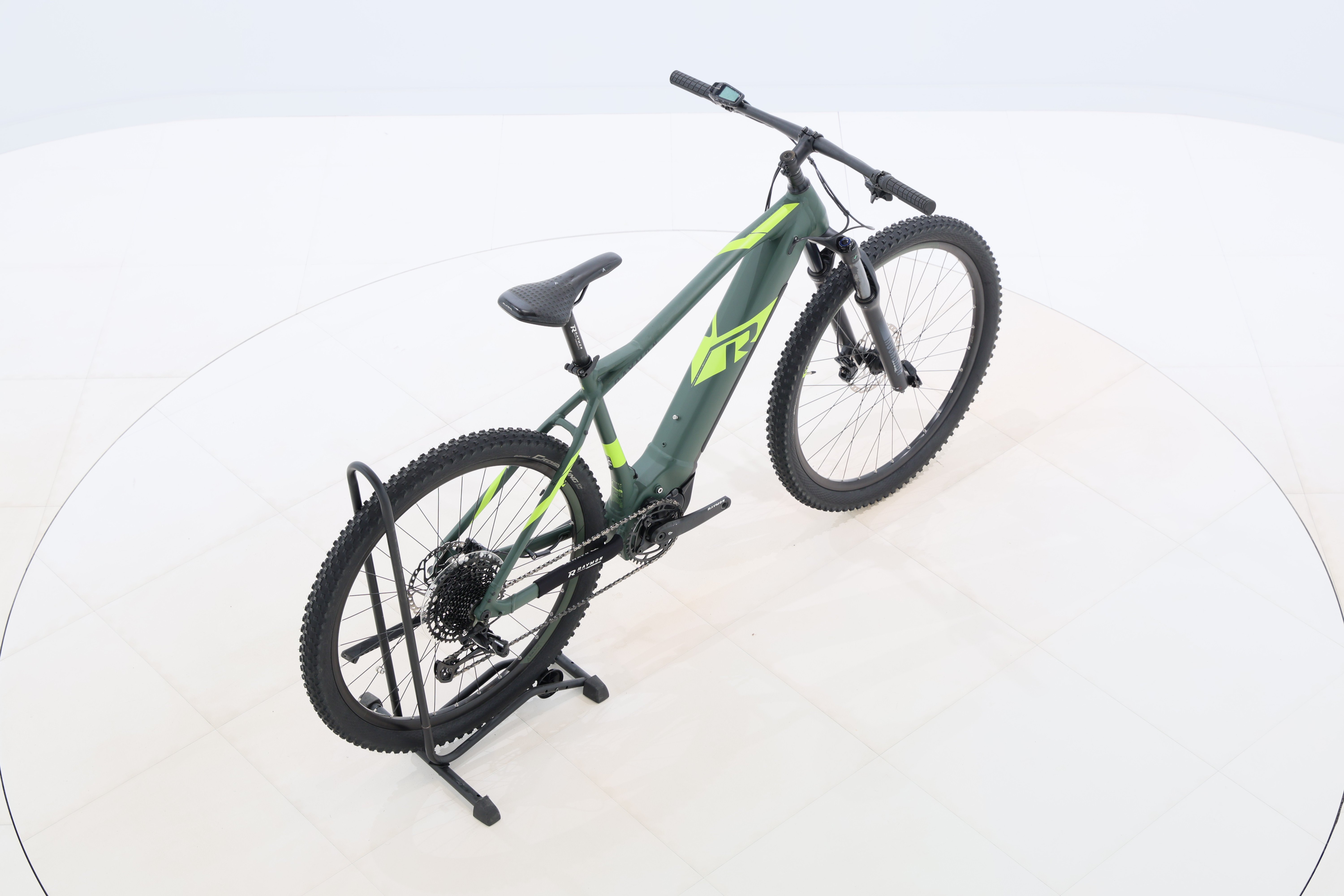 19a5b0c4-dabb-41f6-8ae2-0fdce62c7e2e