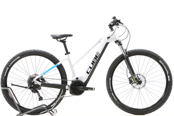 Cube REACTION HYBRID PERFORMANCE 625 2021