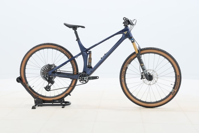 YT Industries IZZO CORE 4 2022