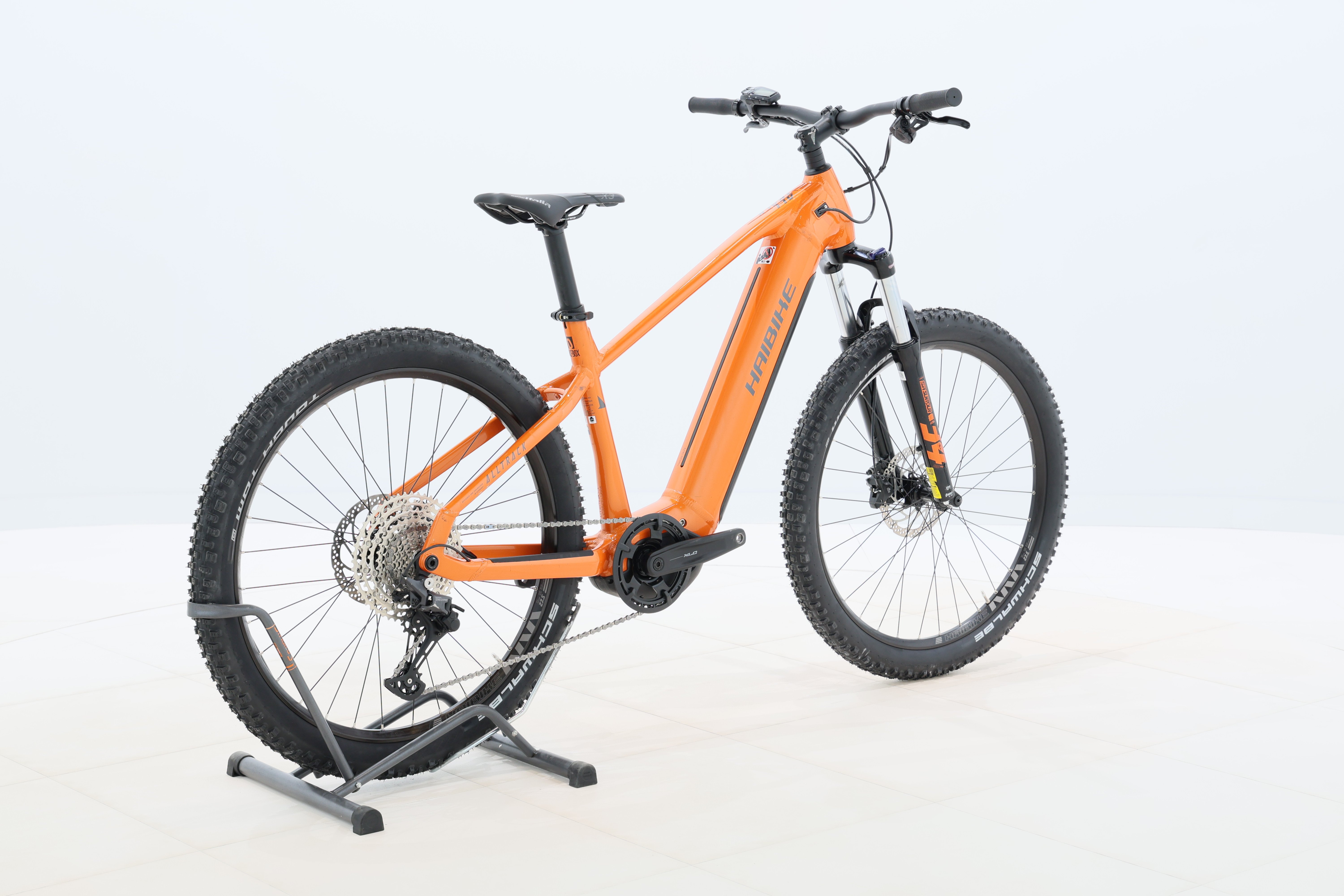 43eb55f3-3bf4-4b22-9120-31a399cbb43b