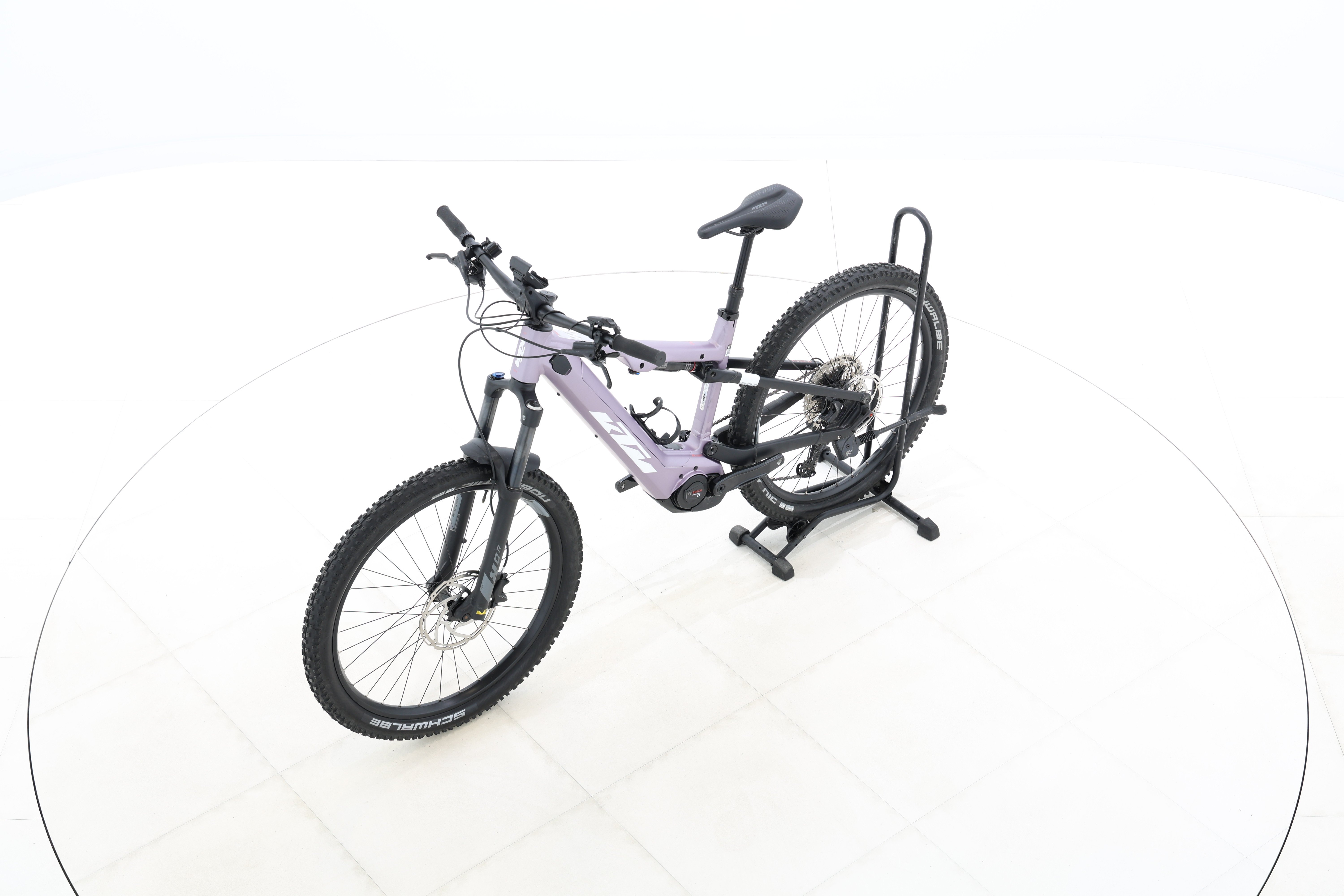 f5d18c7a-9592-4d87-b893-70542c86b254