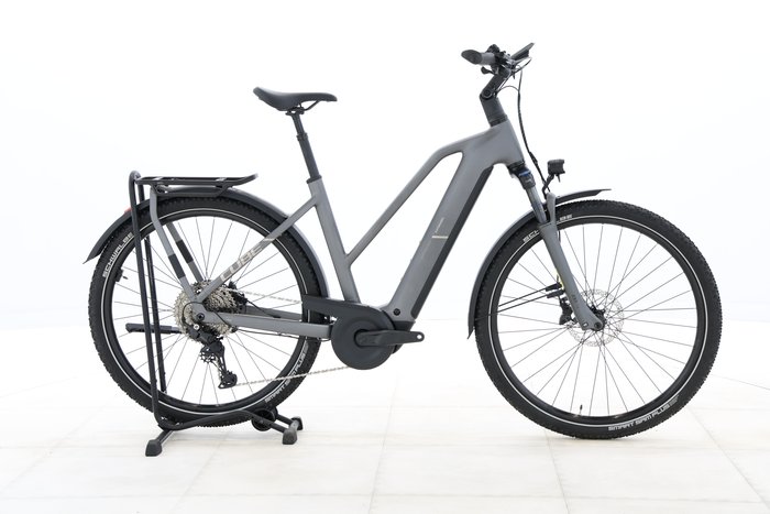 Cube Kathmandu Hybrid Pro 800 2025
