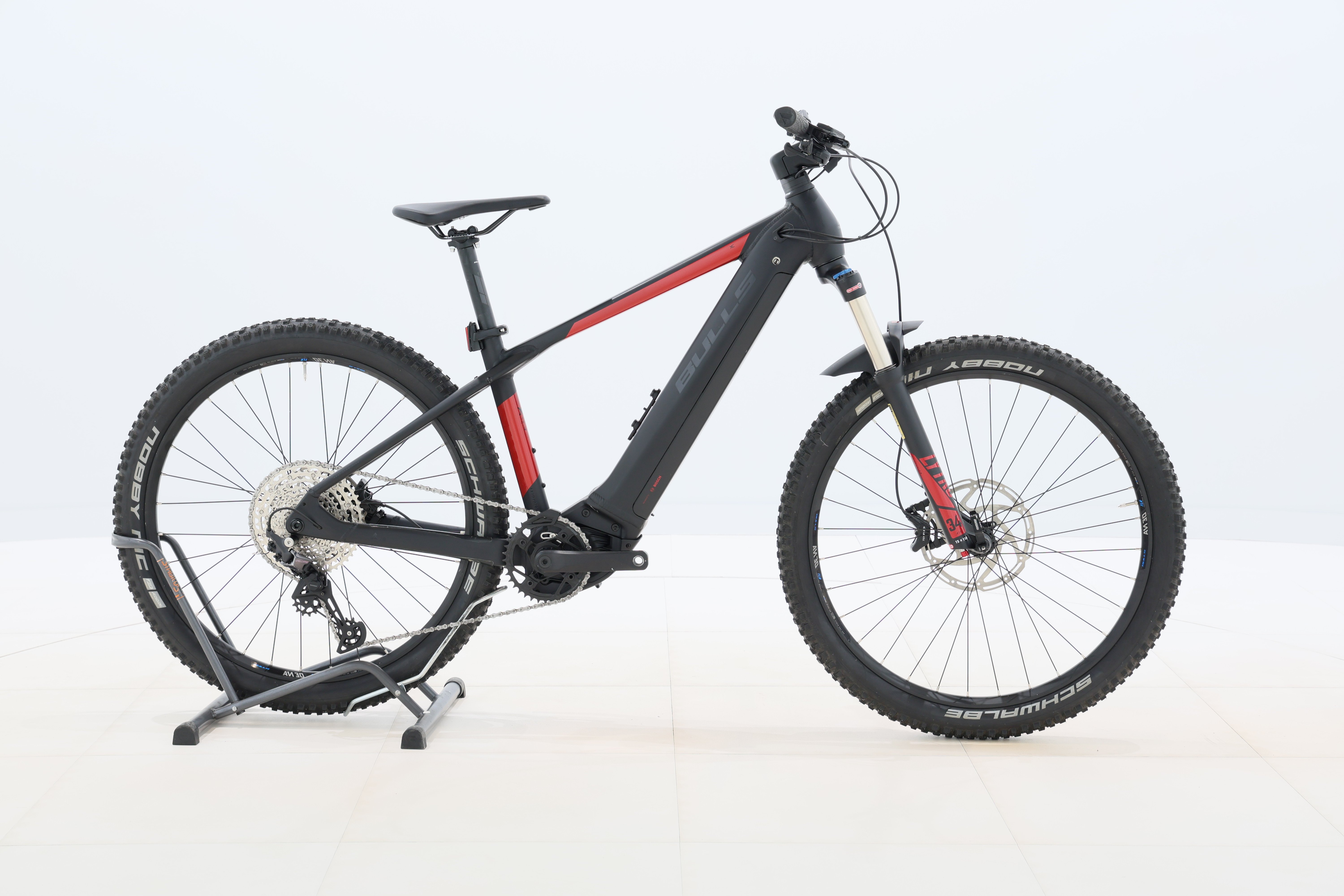 90b469ec-9bd3-4204-8938-c7c062739aa4