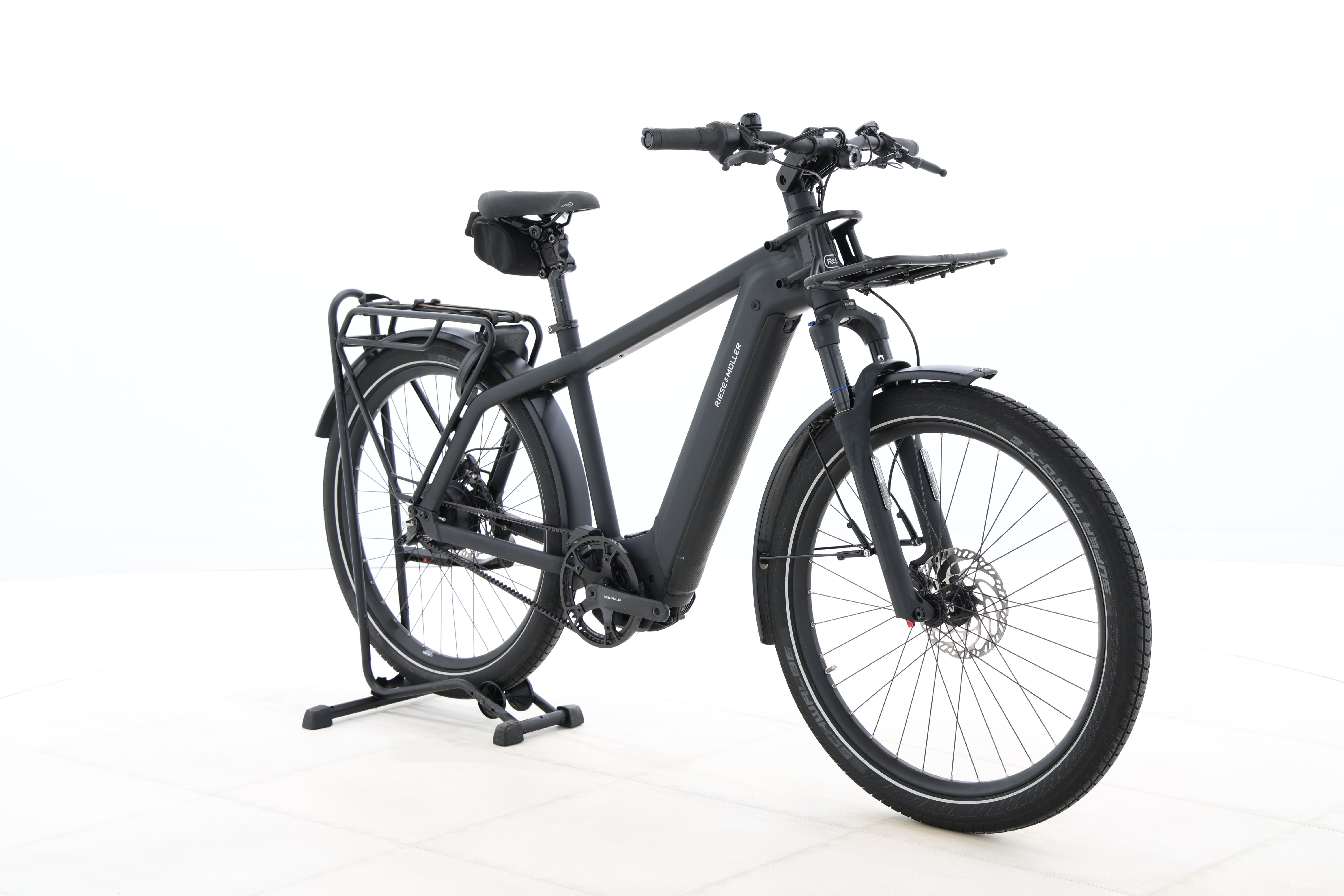 d827bb59-c5e0-4875-8267-0eb74e27e9aa